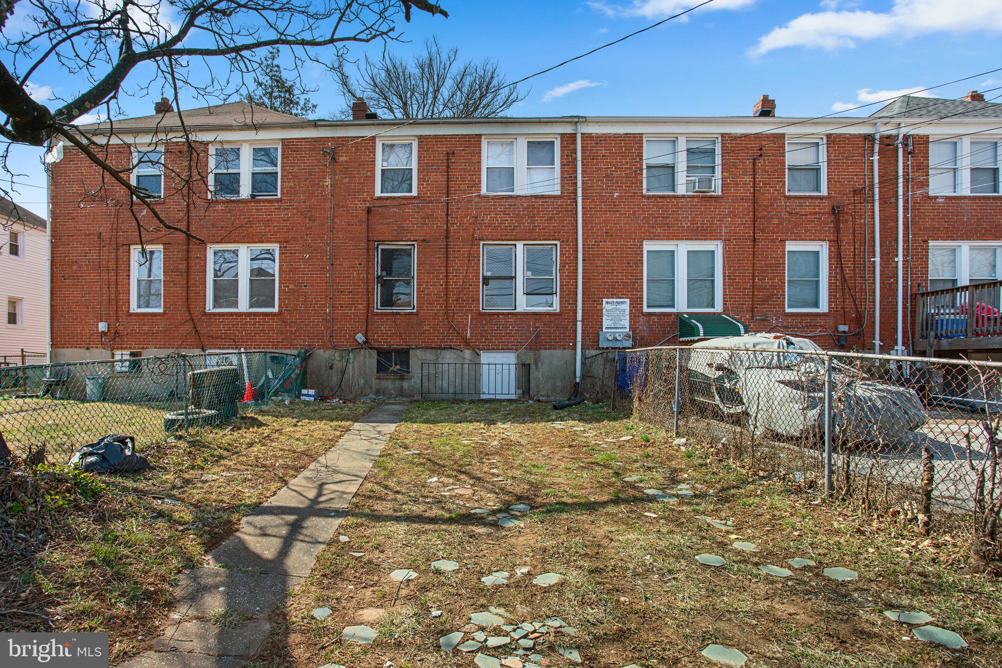EAST ARLINGTON - Residential