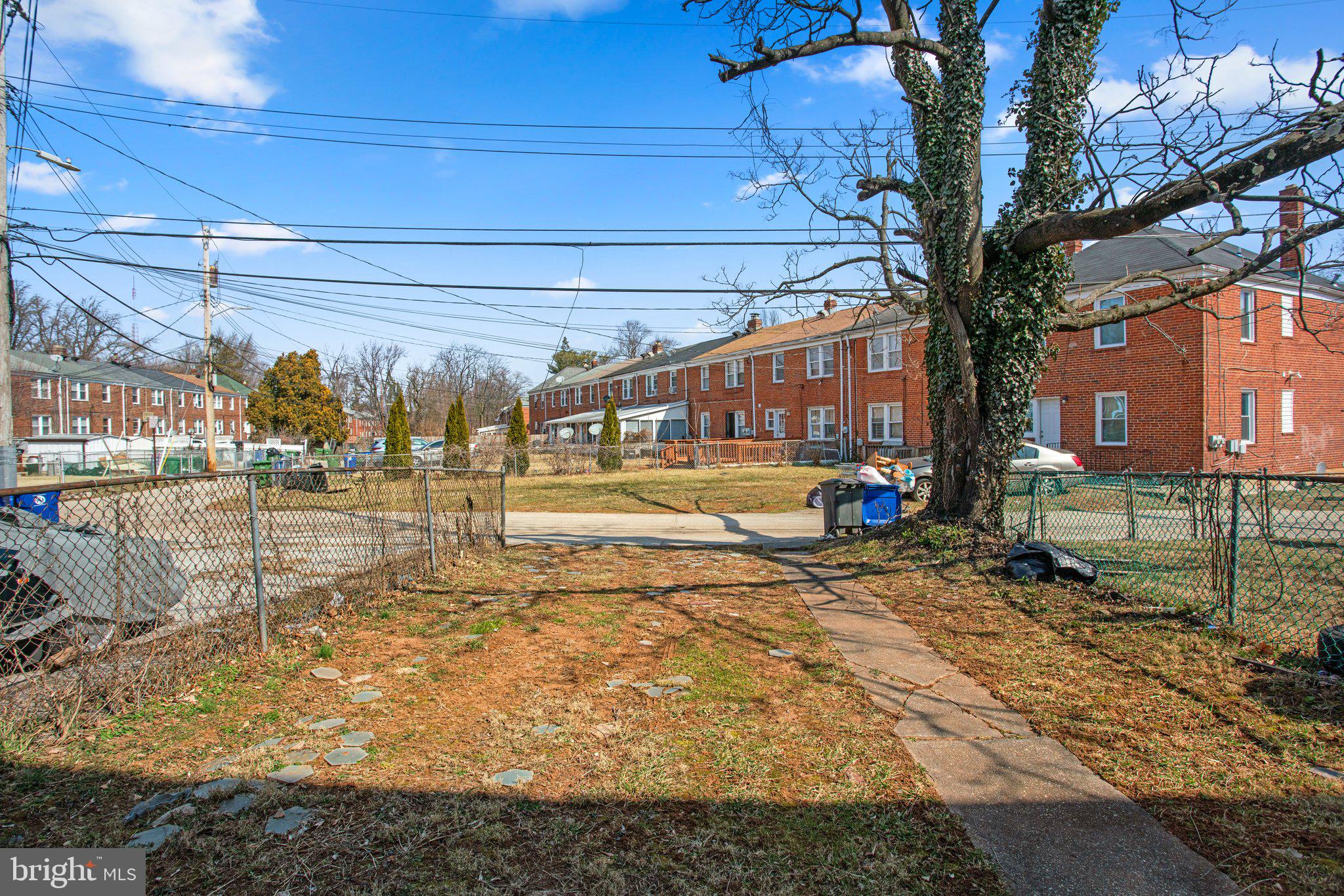 EAST ARLINGTON - Residential