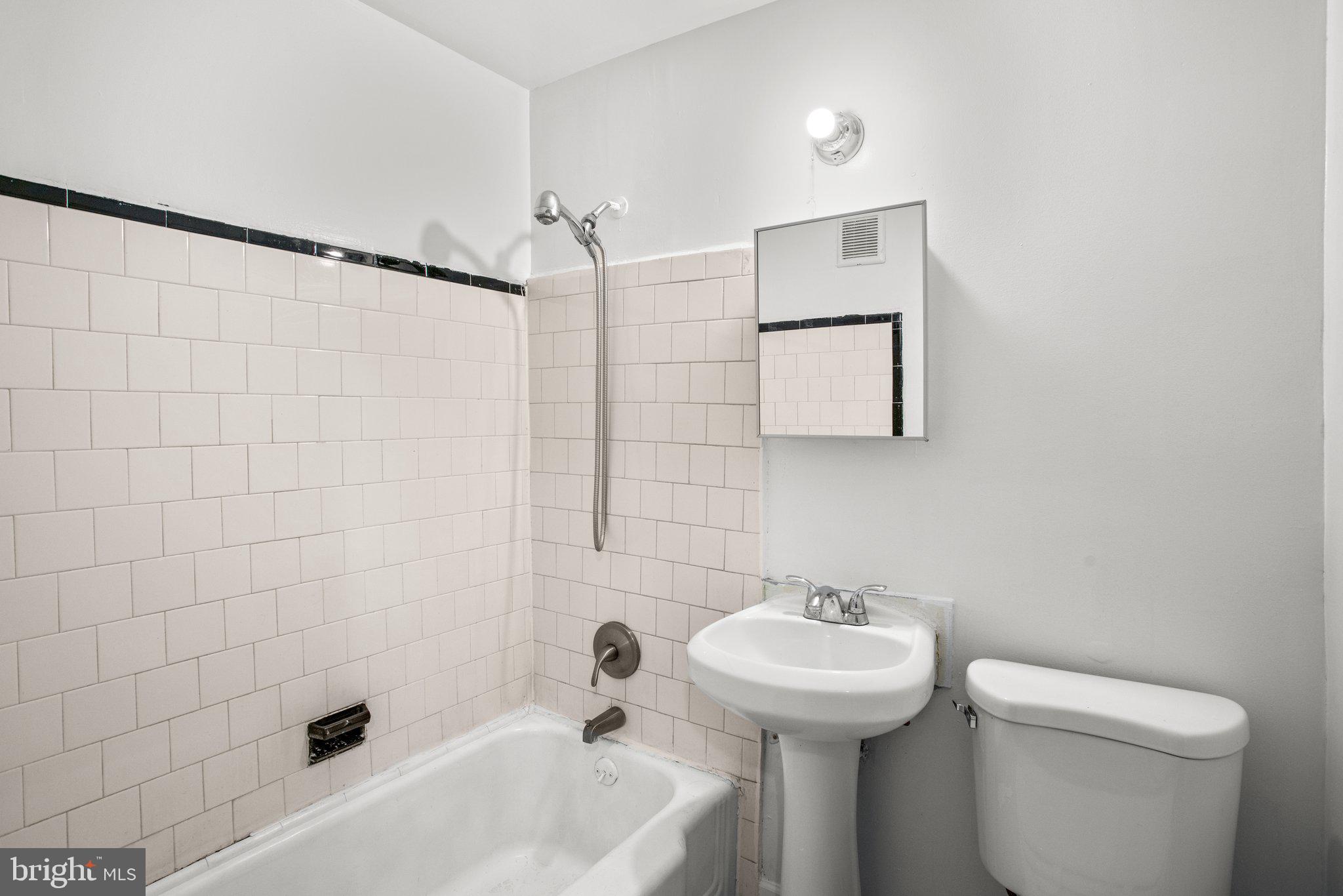 EAST ARLINGTON - Residential