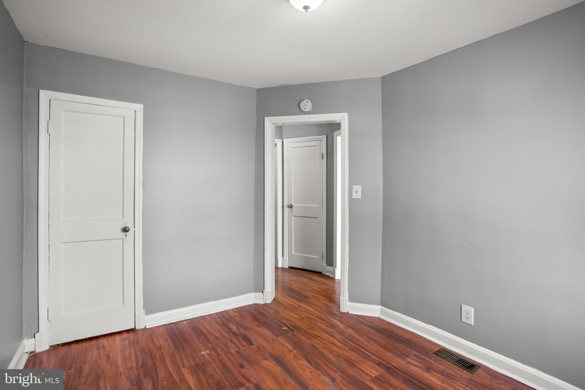 EAST ARLINGTON - Residential