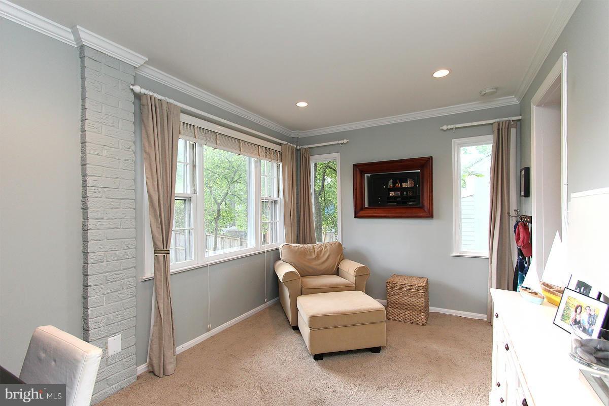 INDIAN SPRING VILLAGE - Residential