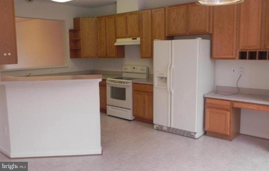 MARY J BOLAND - Residential Lease