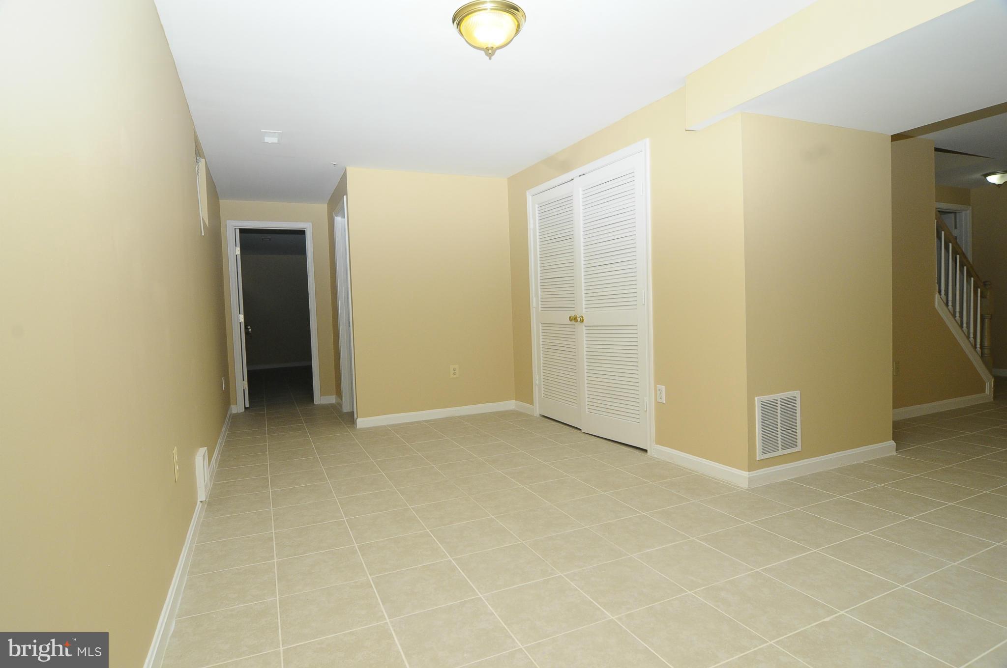 ARBOR PARK - Residential