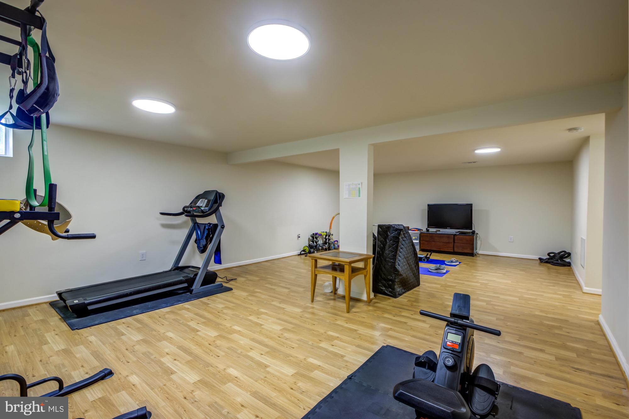 BRIDLEWOOD MANOR - Residential