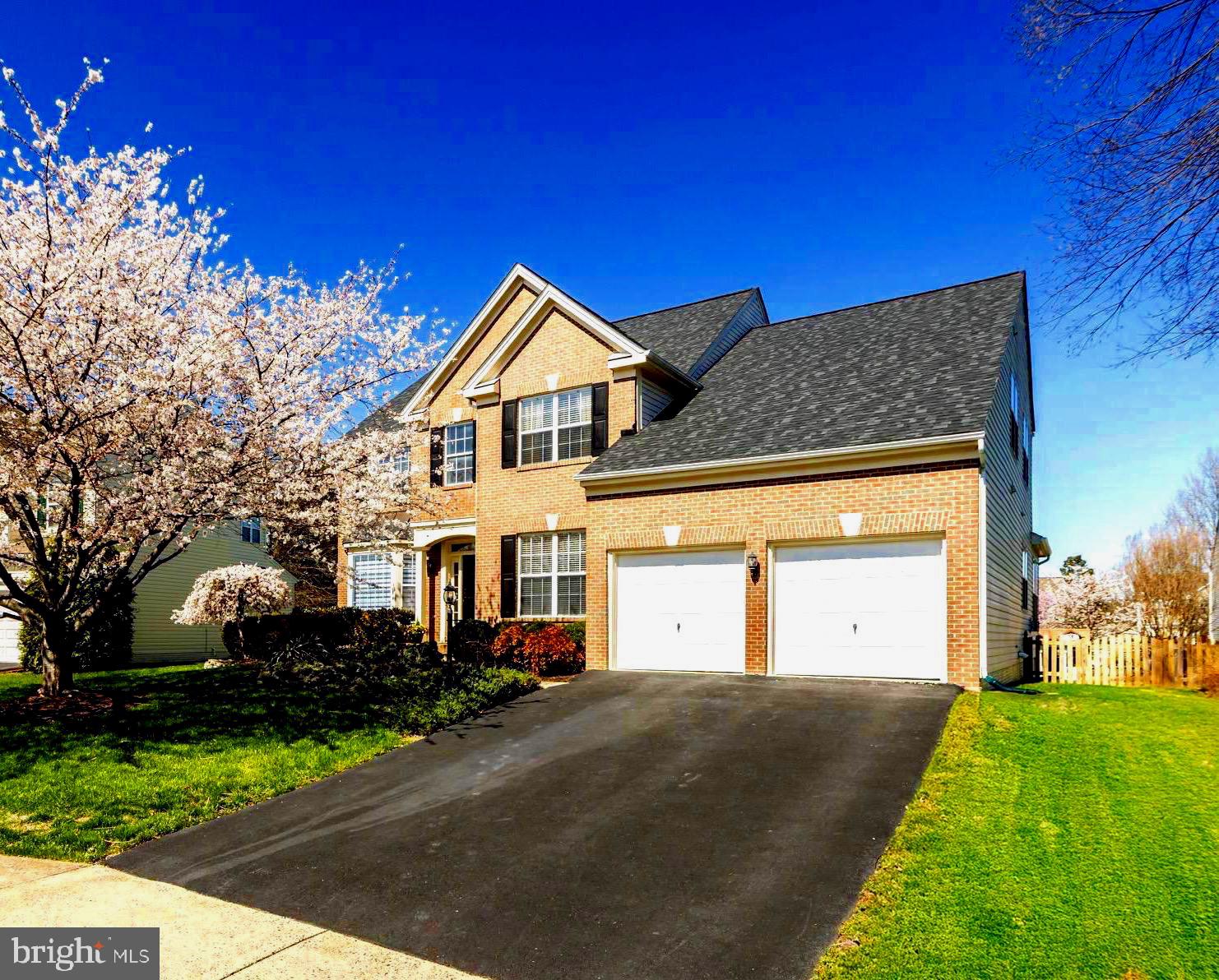 BRIDLEWOOD MANOR - Residential