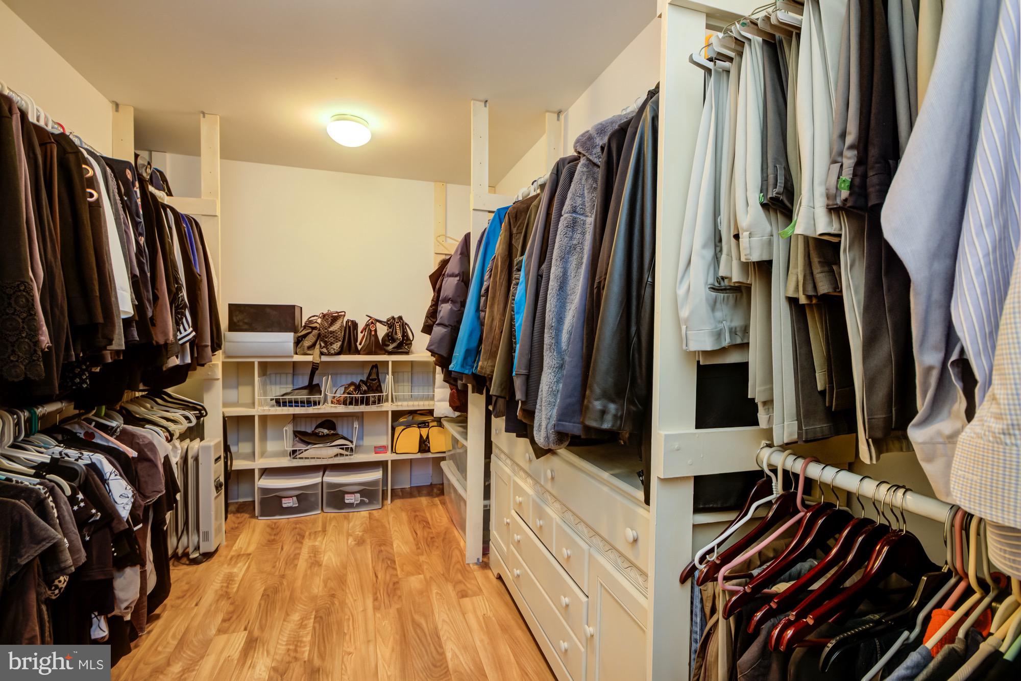 BRIDLEWOOD MANOR - Residential