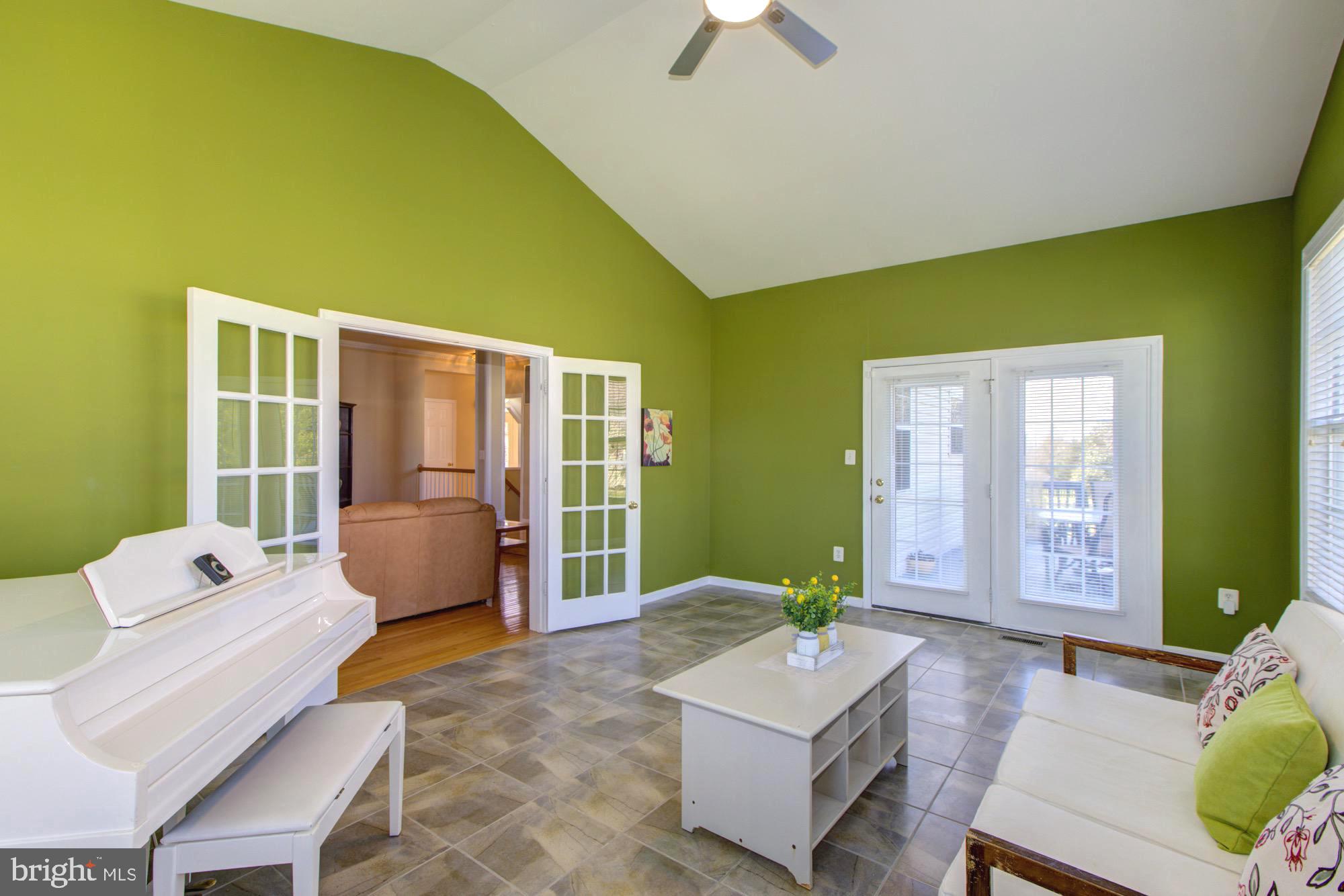 BRIDLEWOOD MANOR - Residential