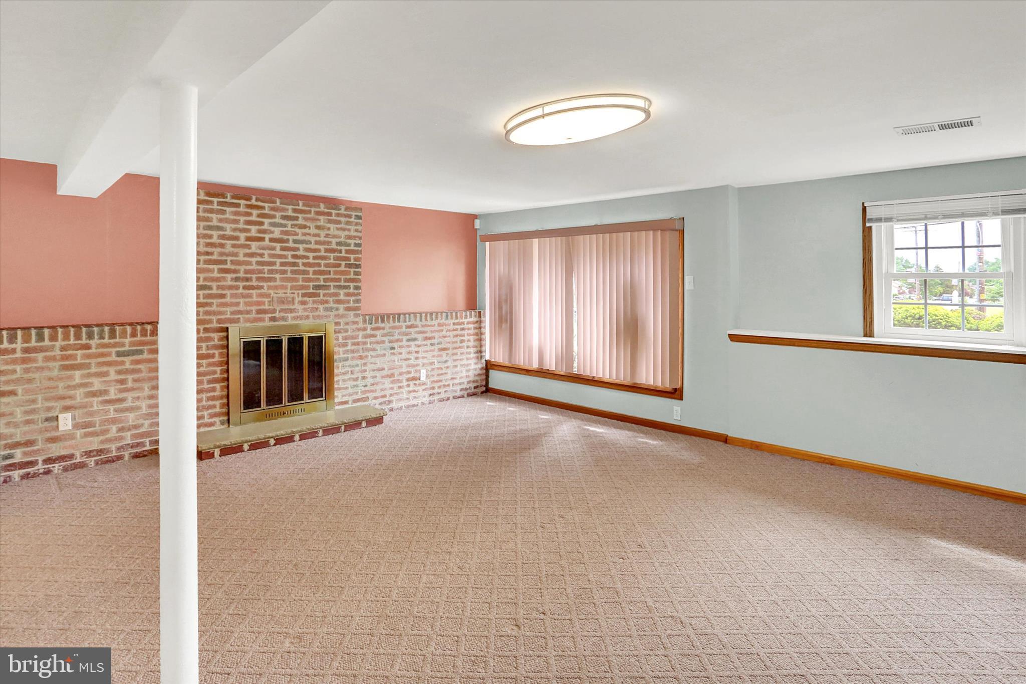 BROOKHAVEN - Residential