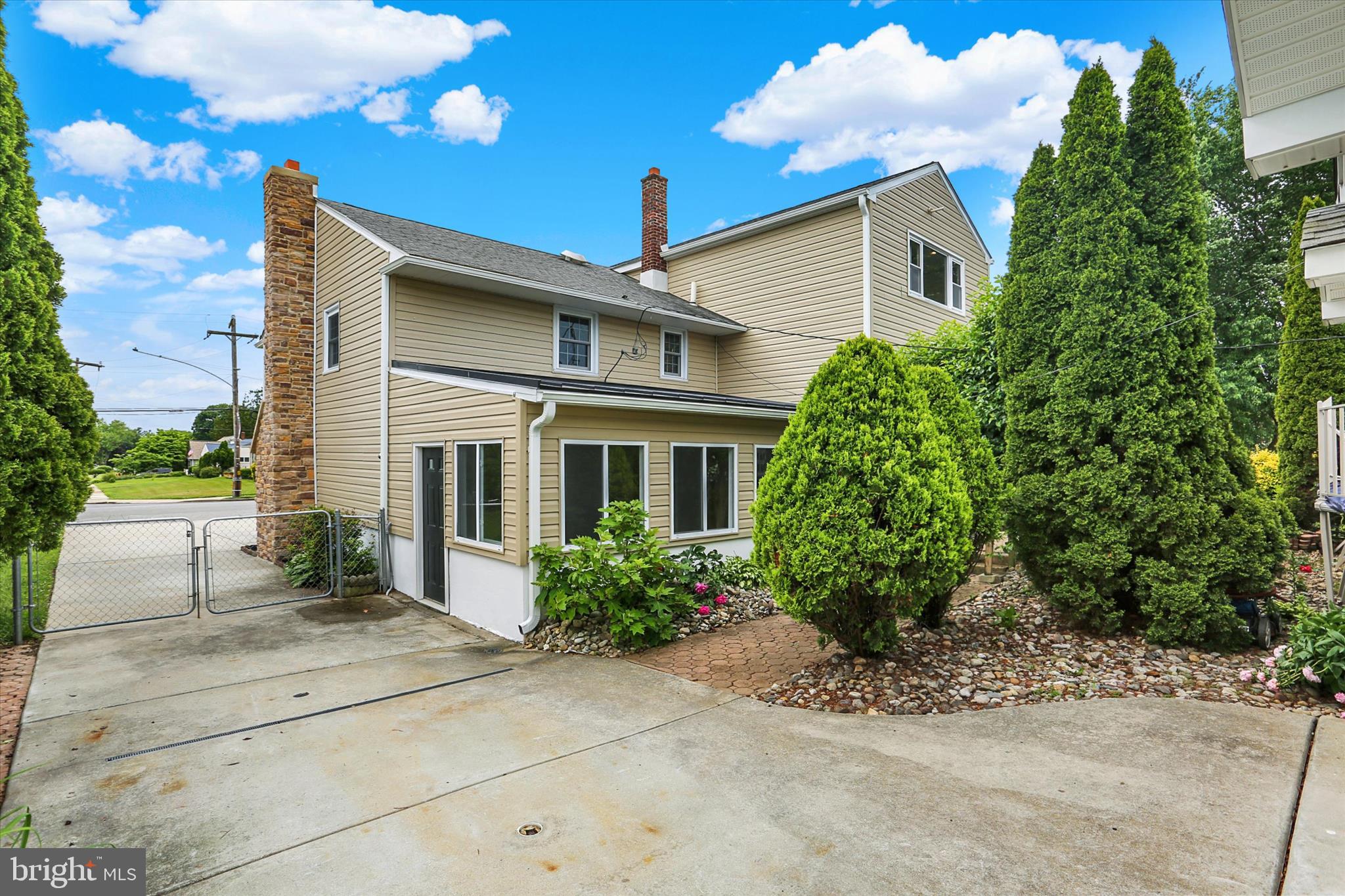 BROOKHAVEN - Residential