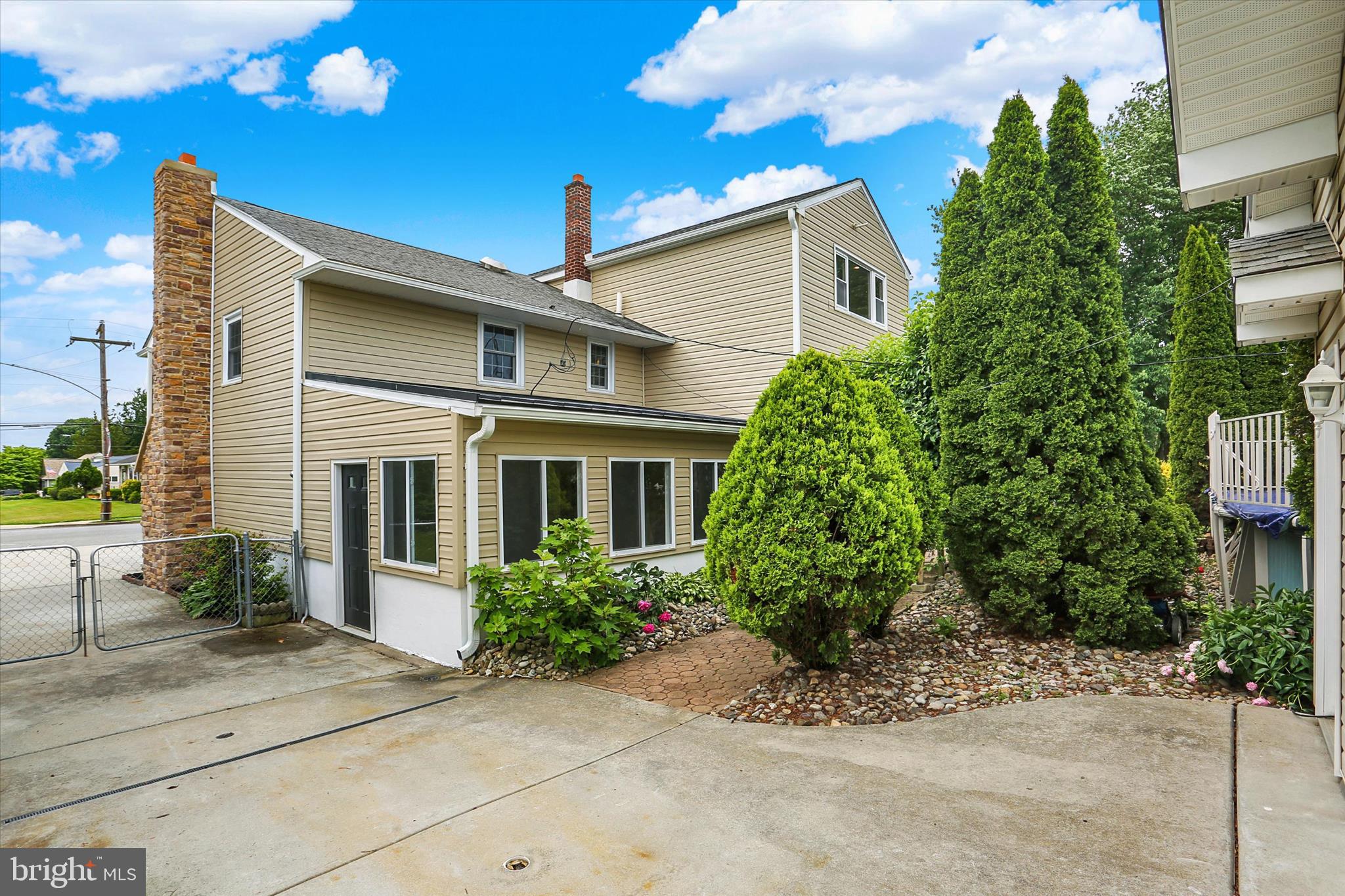 BROOKHAVEN - Residential