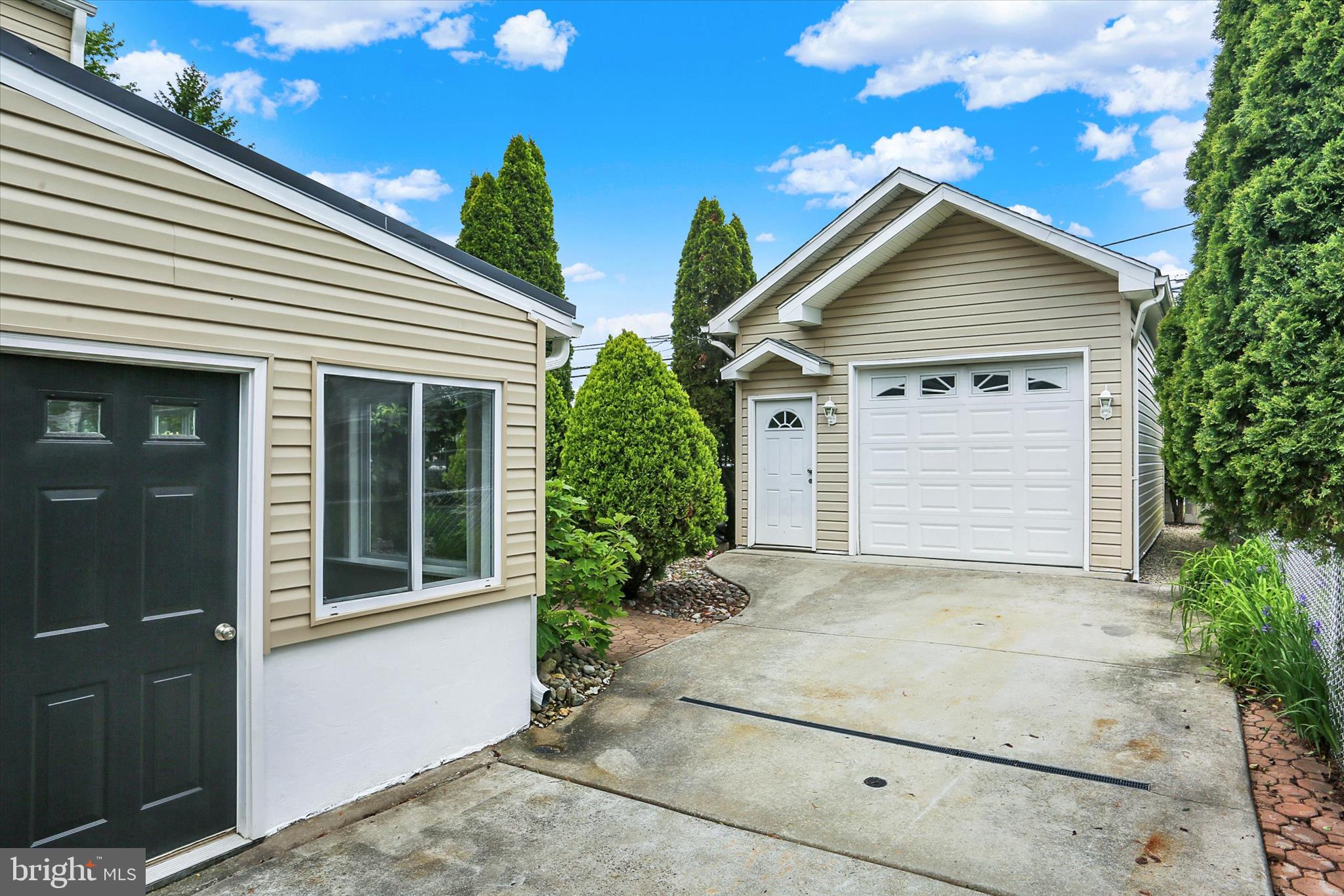 BROOKHAVEN - Residential