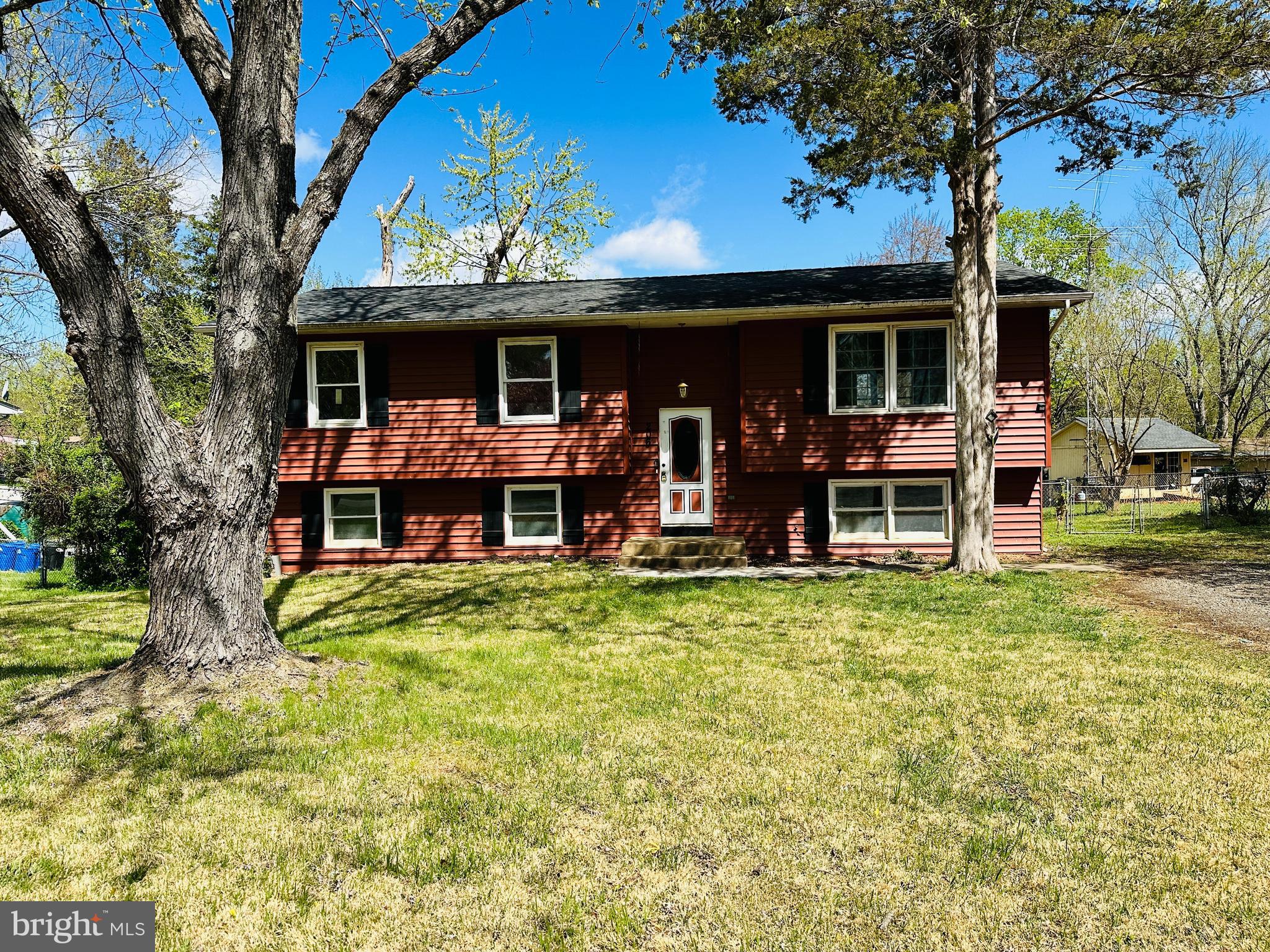 OAKRIDGE / COUNTRY RIDGE - Residential