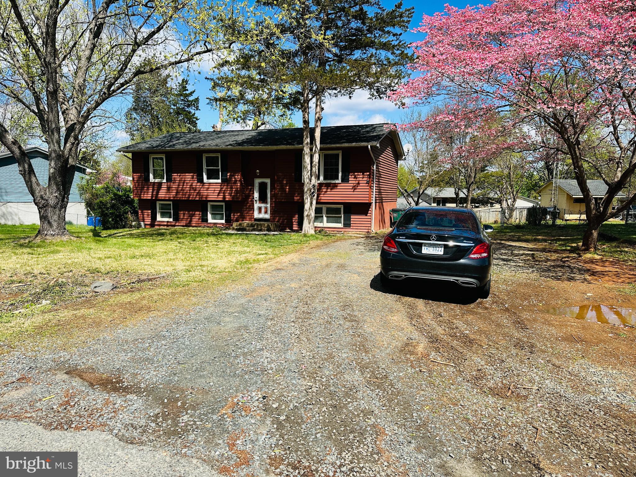 OAKRIDGE / COUNTRY RIDGE - Residential