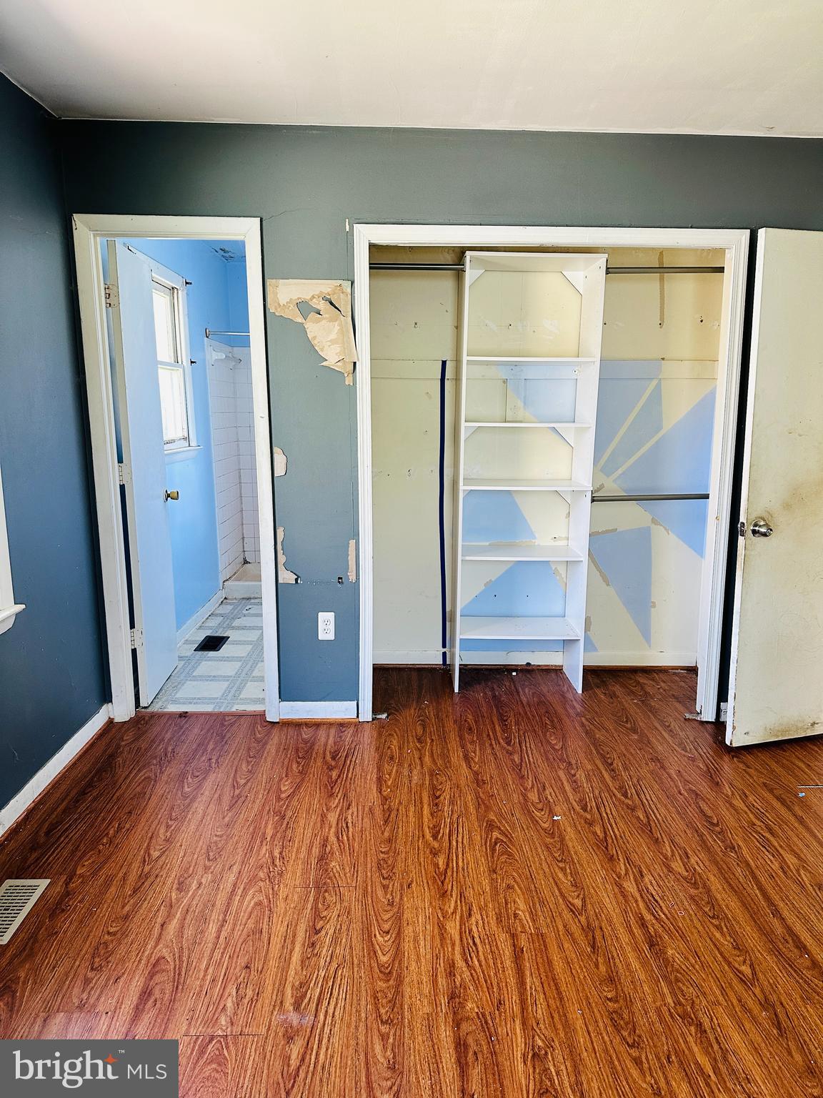 OAKRIDGE / COUNTRY RIDGE - Residential