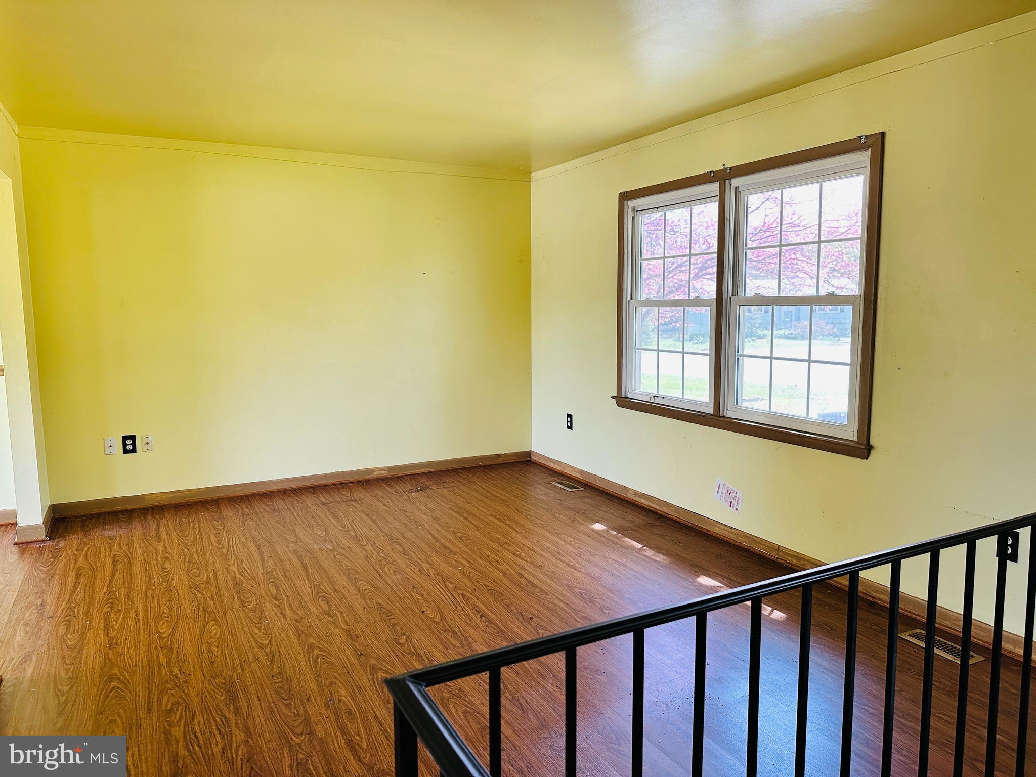 OAKRIDGE / COUNTRY RIDGE - Residential