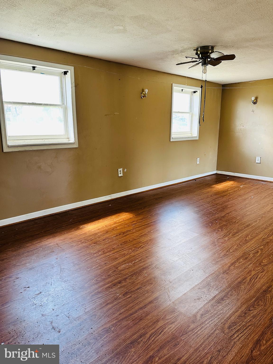 OAKRIDGE / COUNTRY RIDGE - Residential