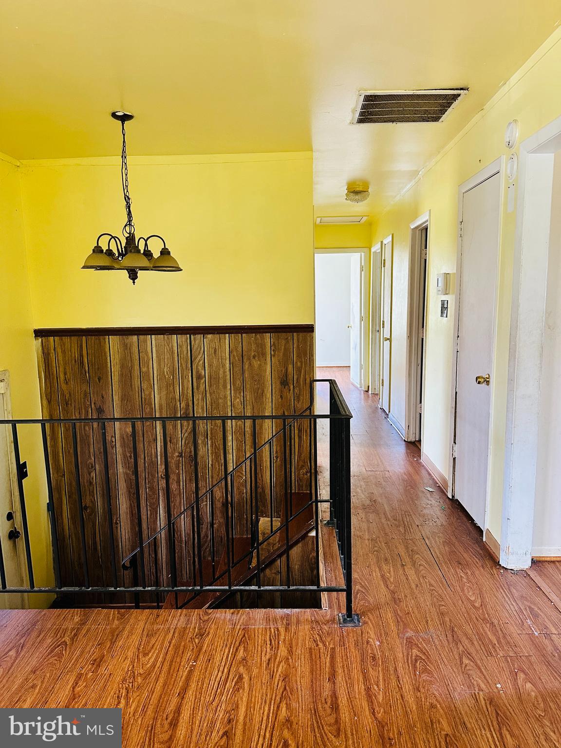 OAKRIDGE / COUNTRY RIDGE - Residential