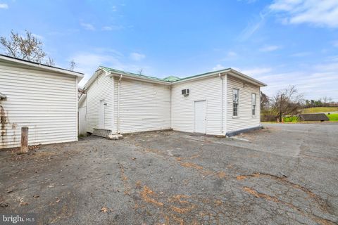 1466 ATOKA ROAD MARSHALL VA 20115