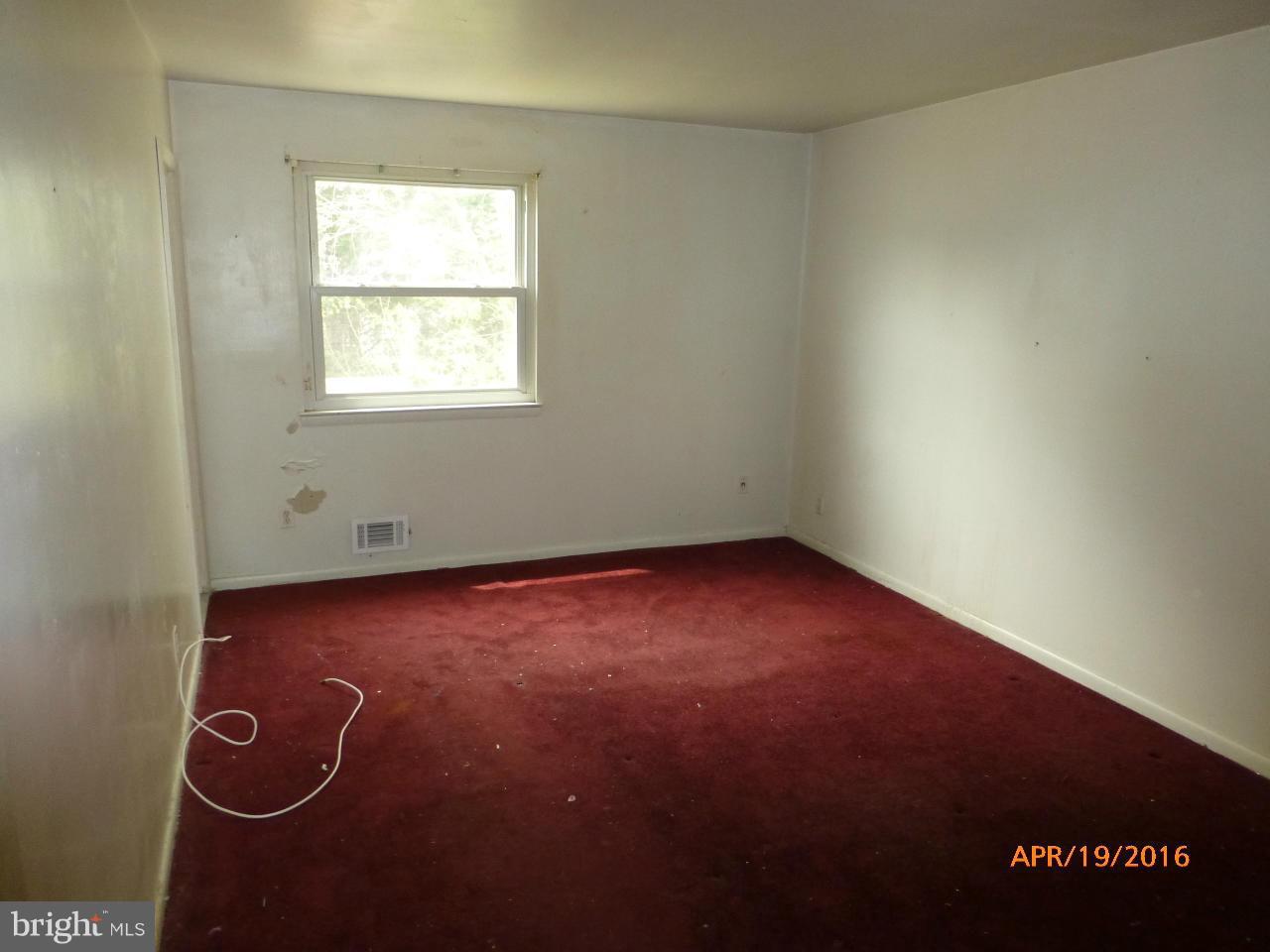 QUEENS PARK - Residential