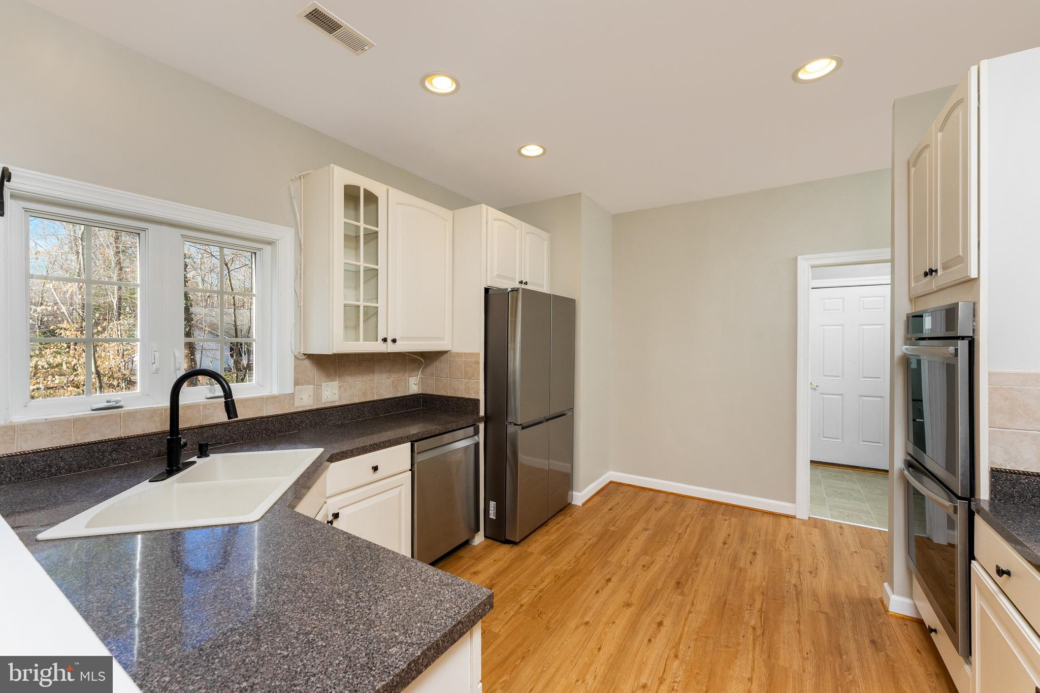 LAKE OF THE WOODS - Residential