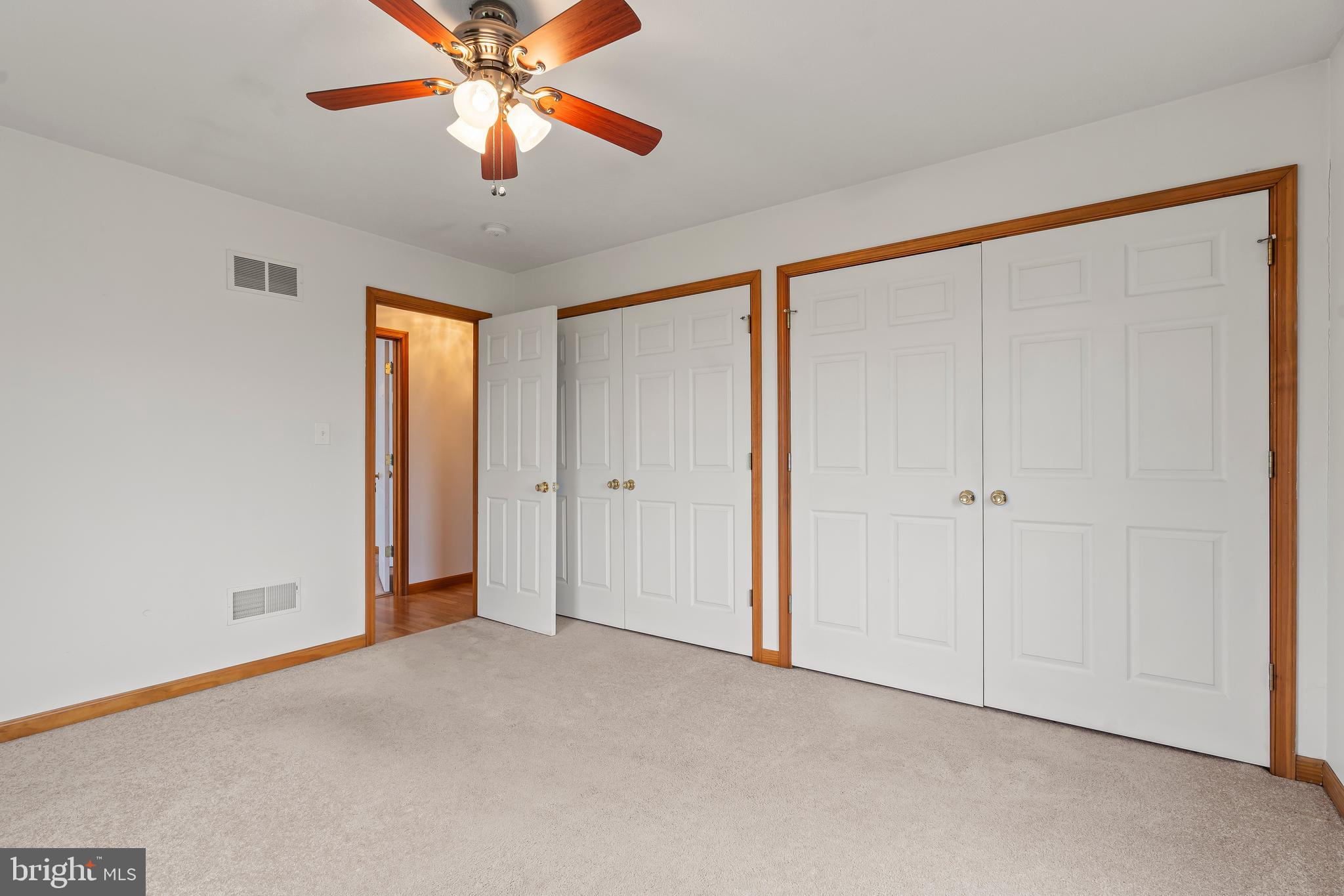 ARCADIAN TRIANGLE - Residential