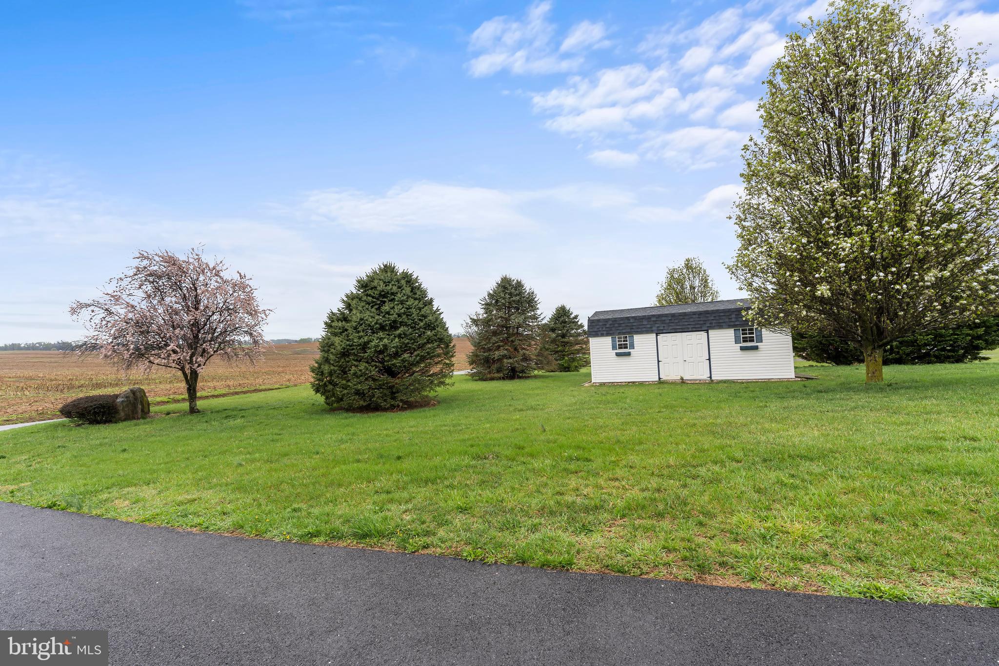 ARCADIAN TRIANGLE - Residential