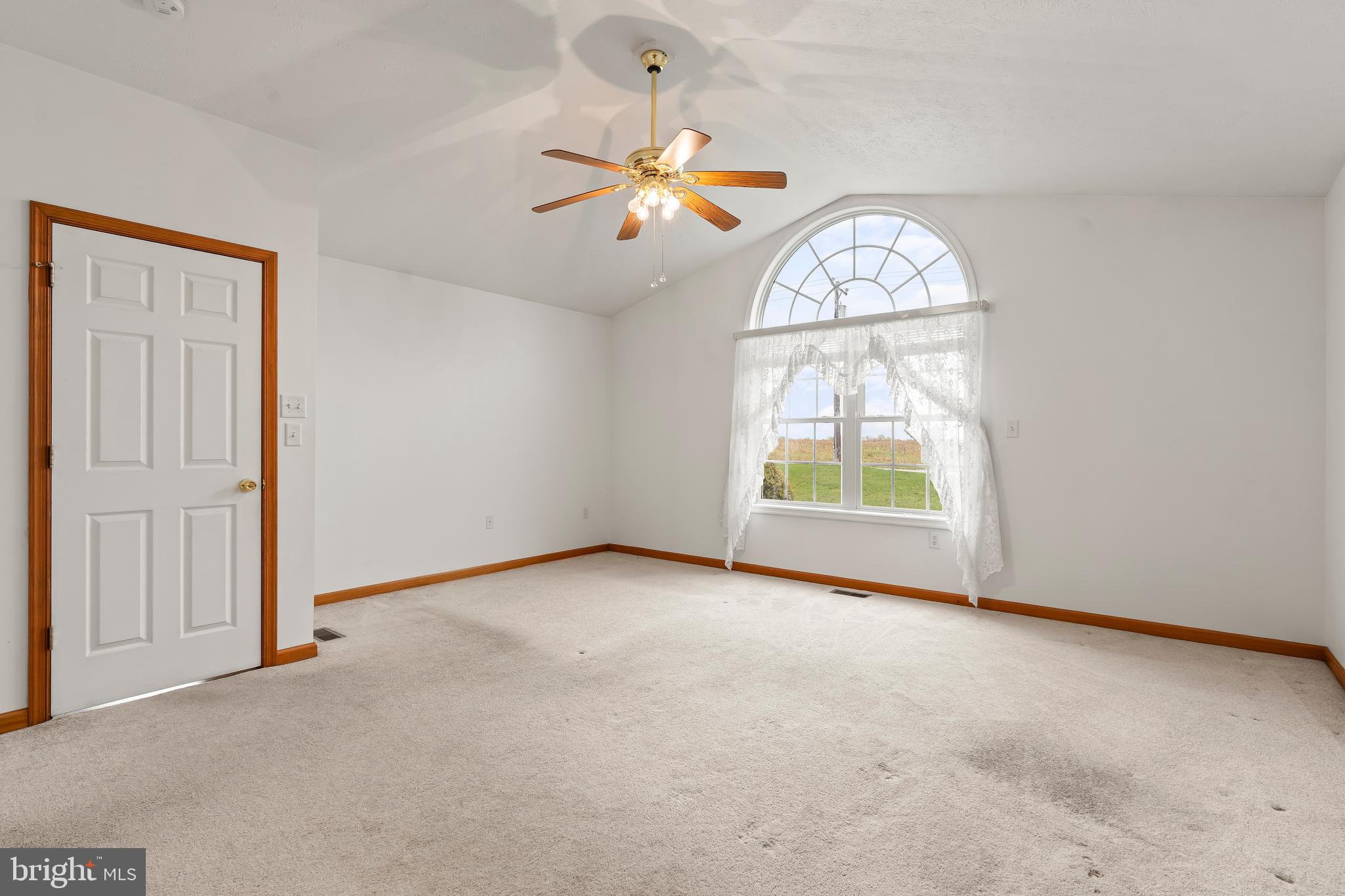 ARCADIAN TRIANGLE - Residential