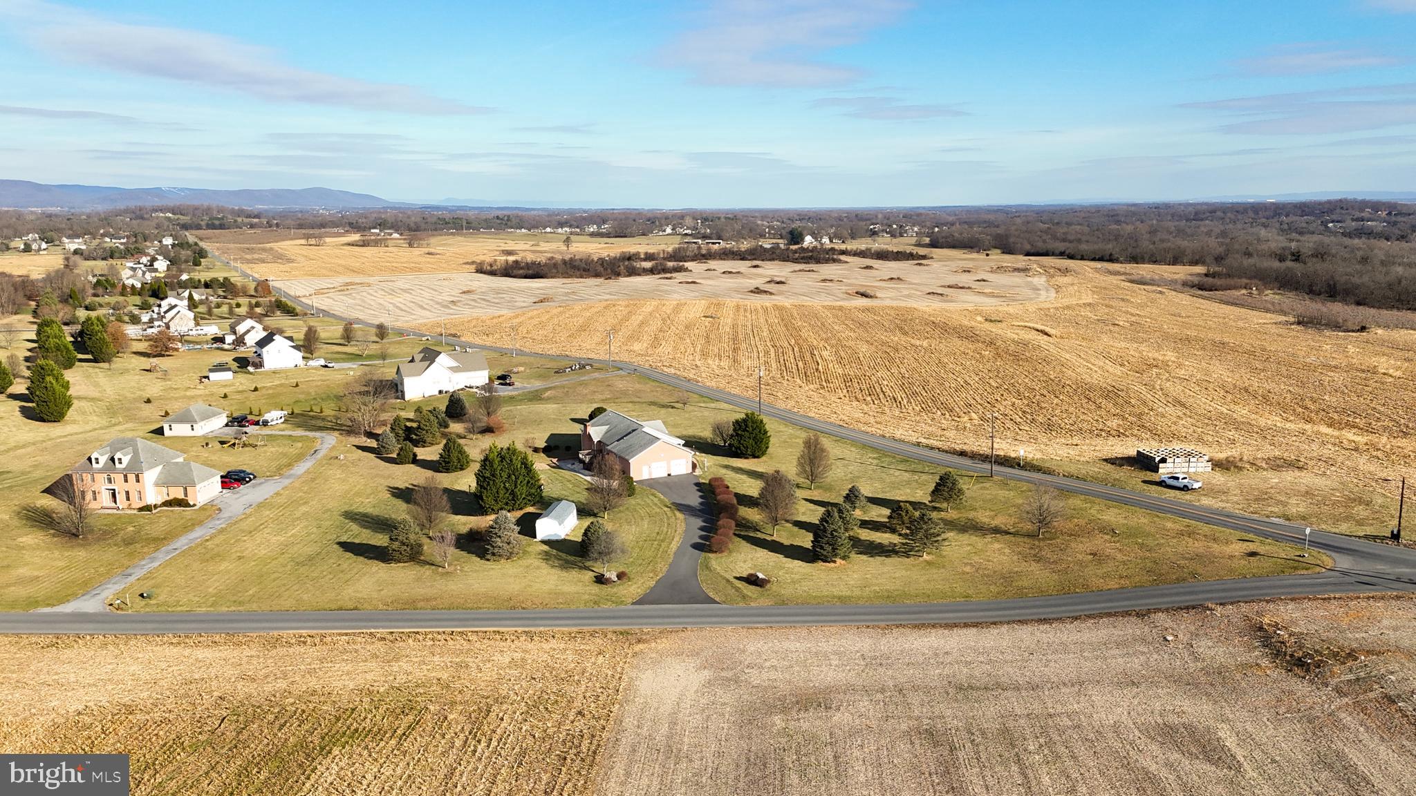 ARCADIAN TRIANGLE - Residential