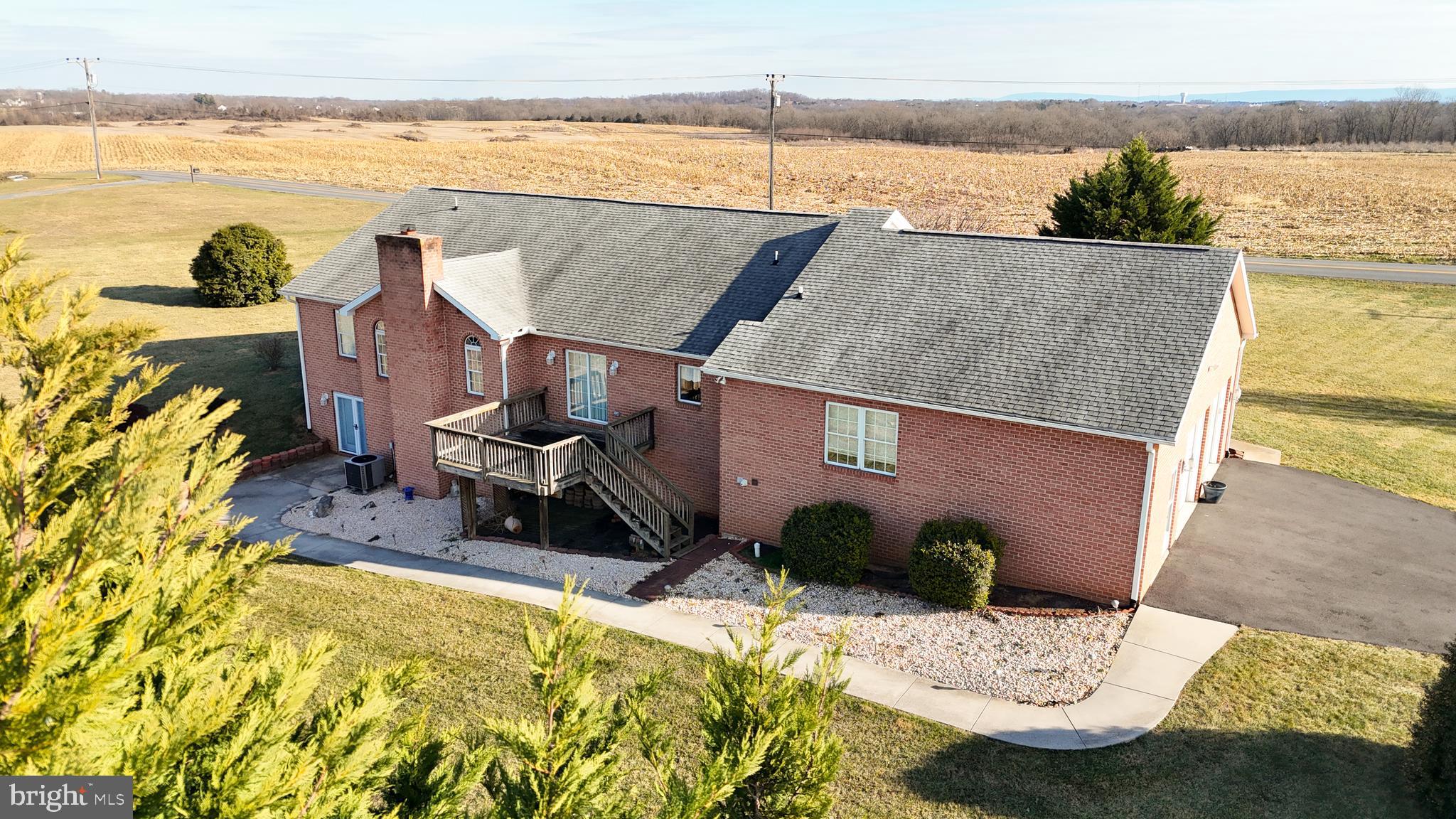 ARCADIAN TRIANGLE - Residential