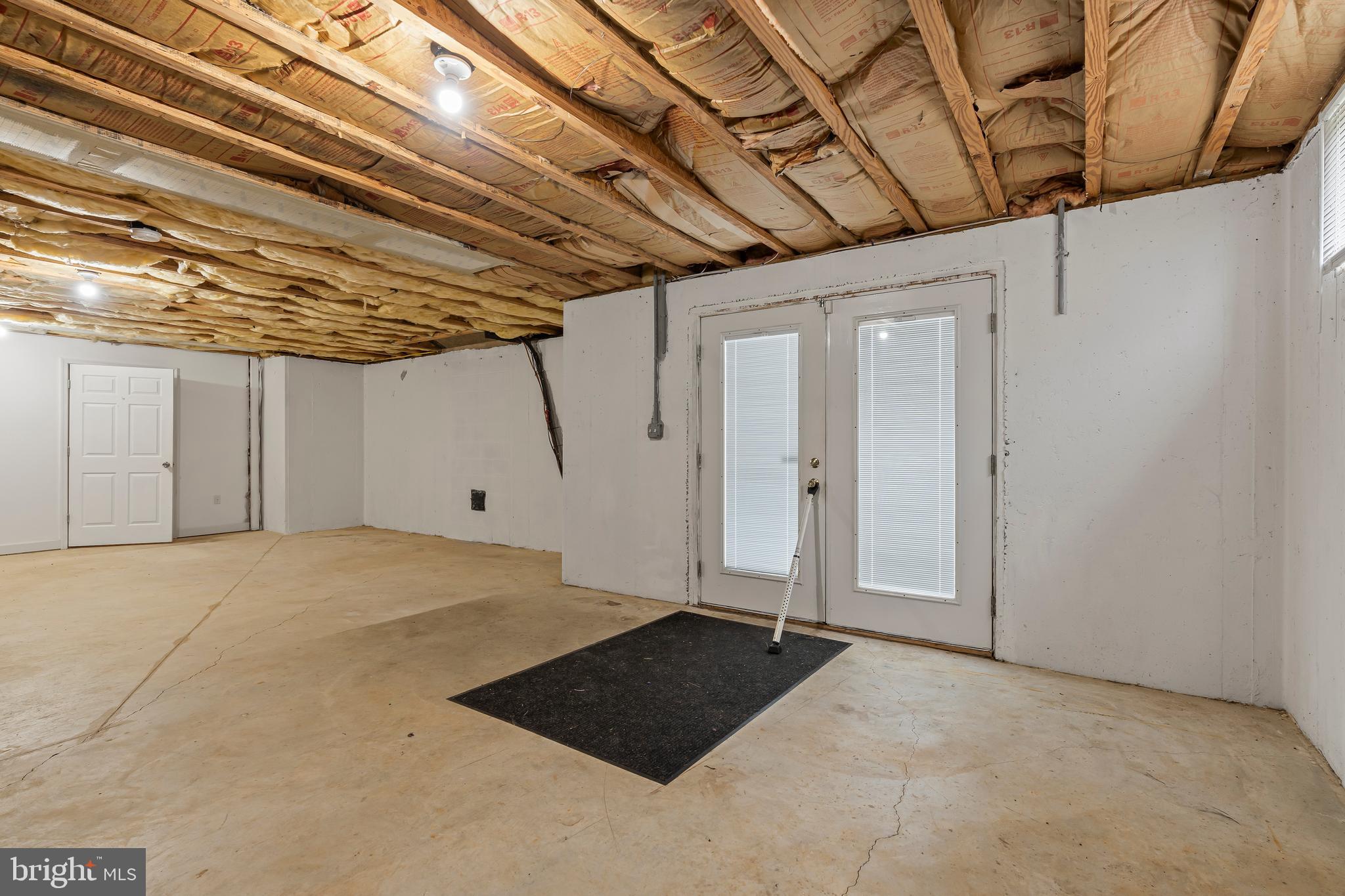 ARCADIAN TRIANGLE - Residential