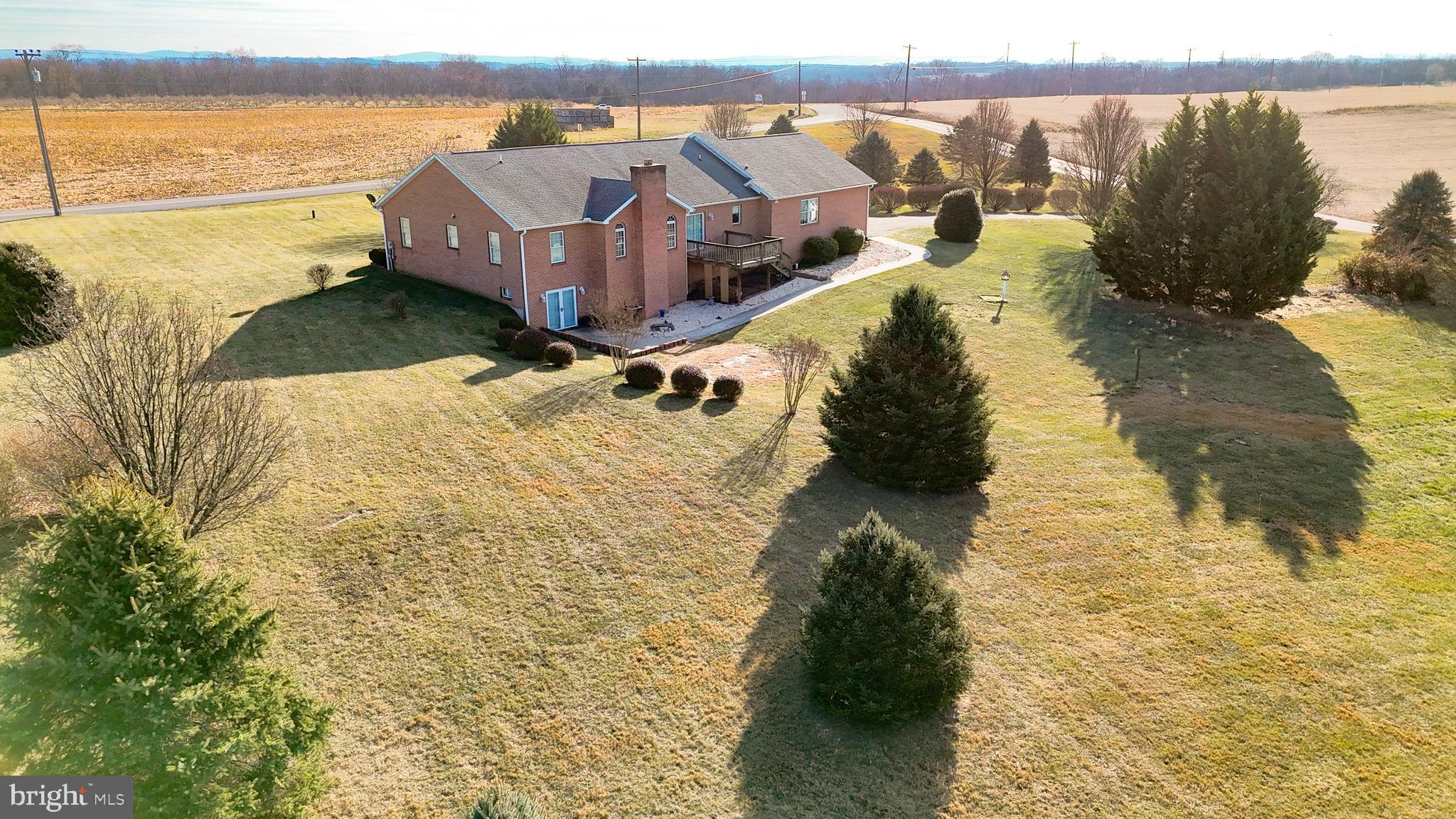 ARCADIAN TRIANGLE - Residential