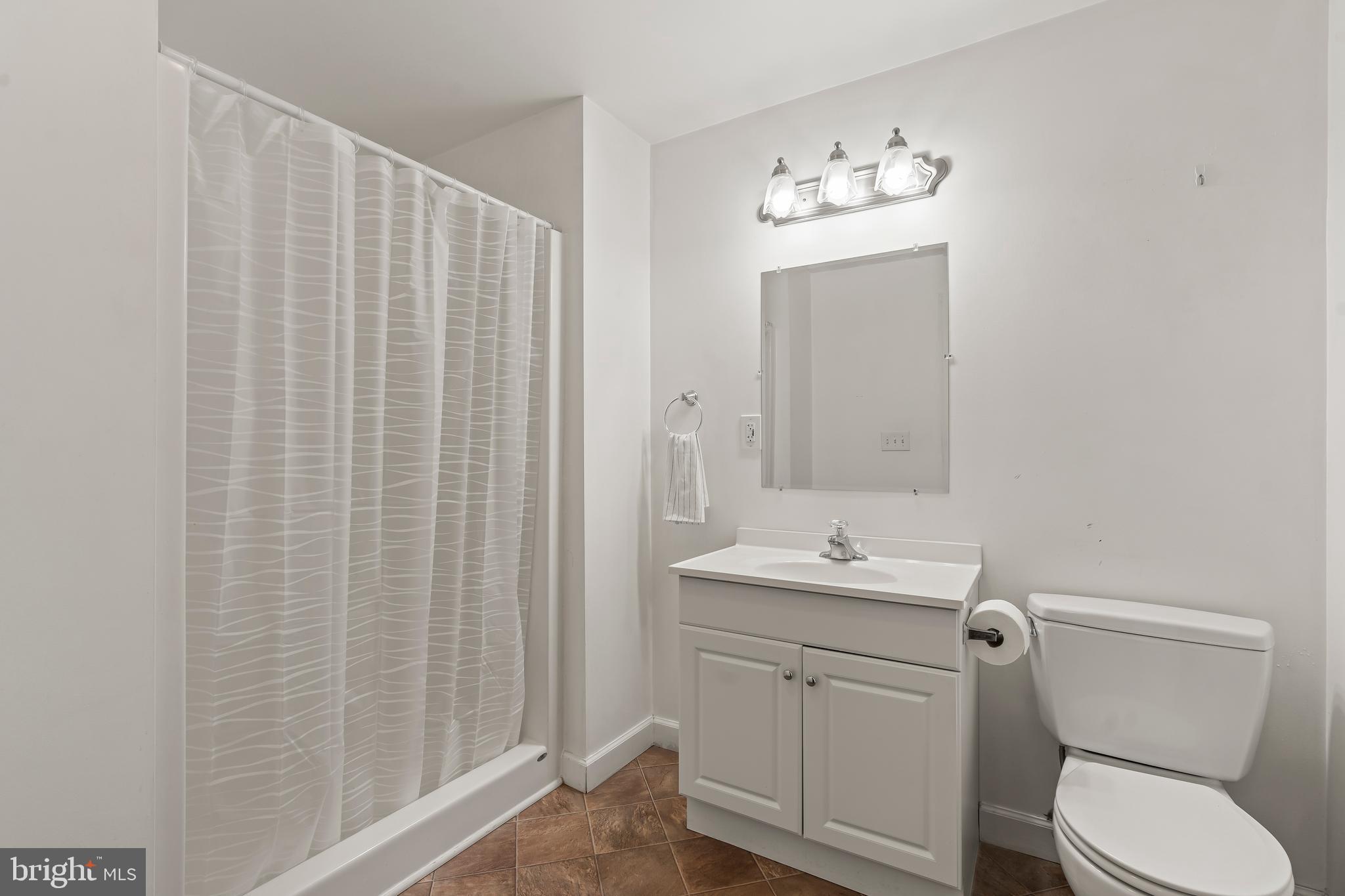 ARCADIAN TRIANGLE - Residential