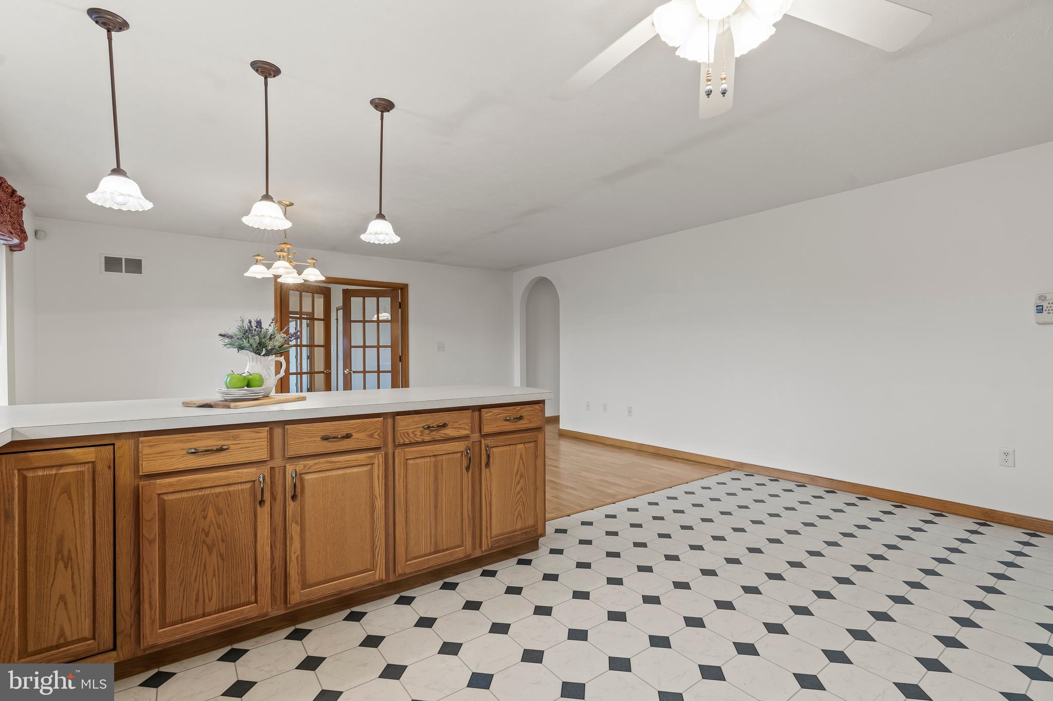 ARCADIAN TRIANGLE - Residential