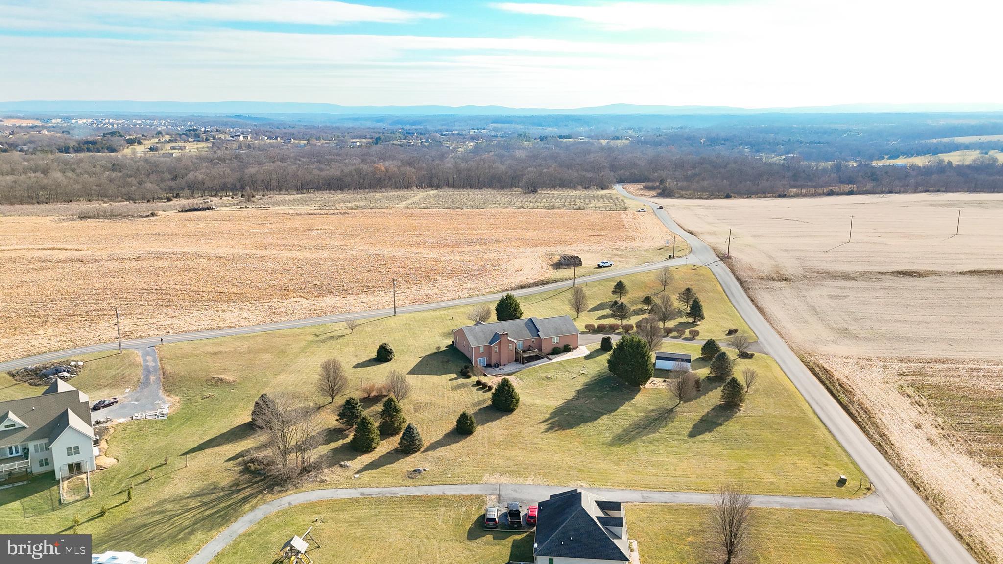 ARCADIAN TRIANGLE - Residential