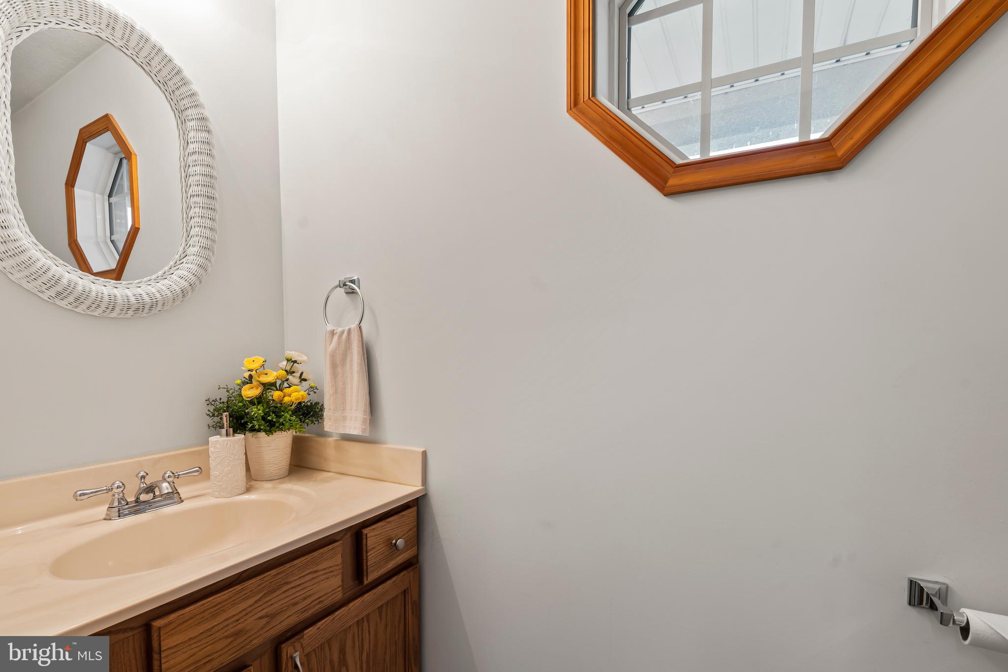 ARCADIAN TRIANGLE - Residential