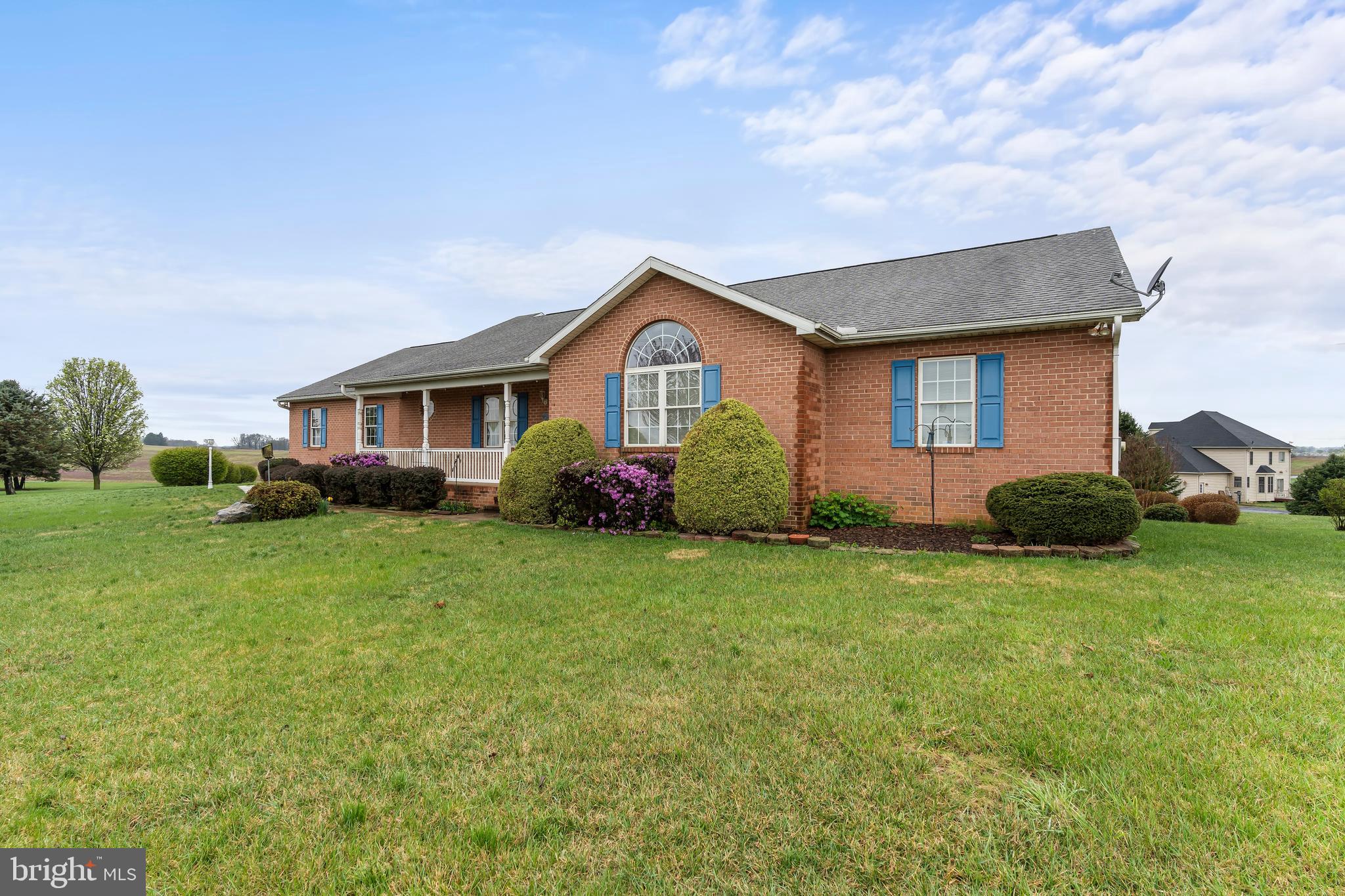 ARCADIAN TRIANGLE - Residential