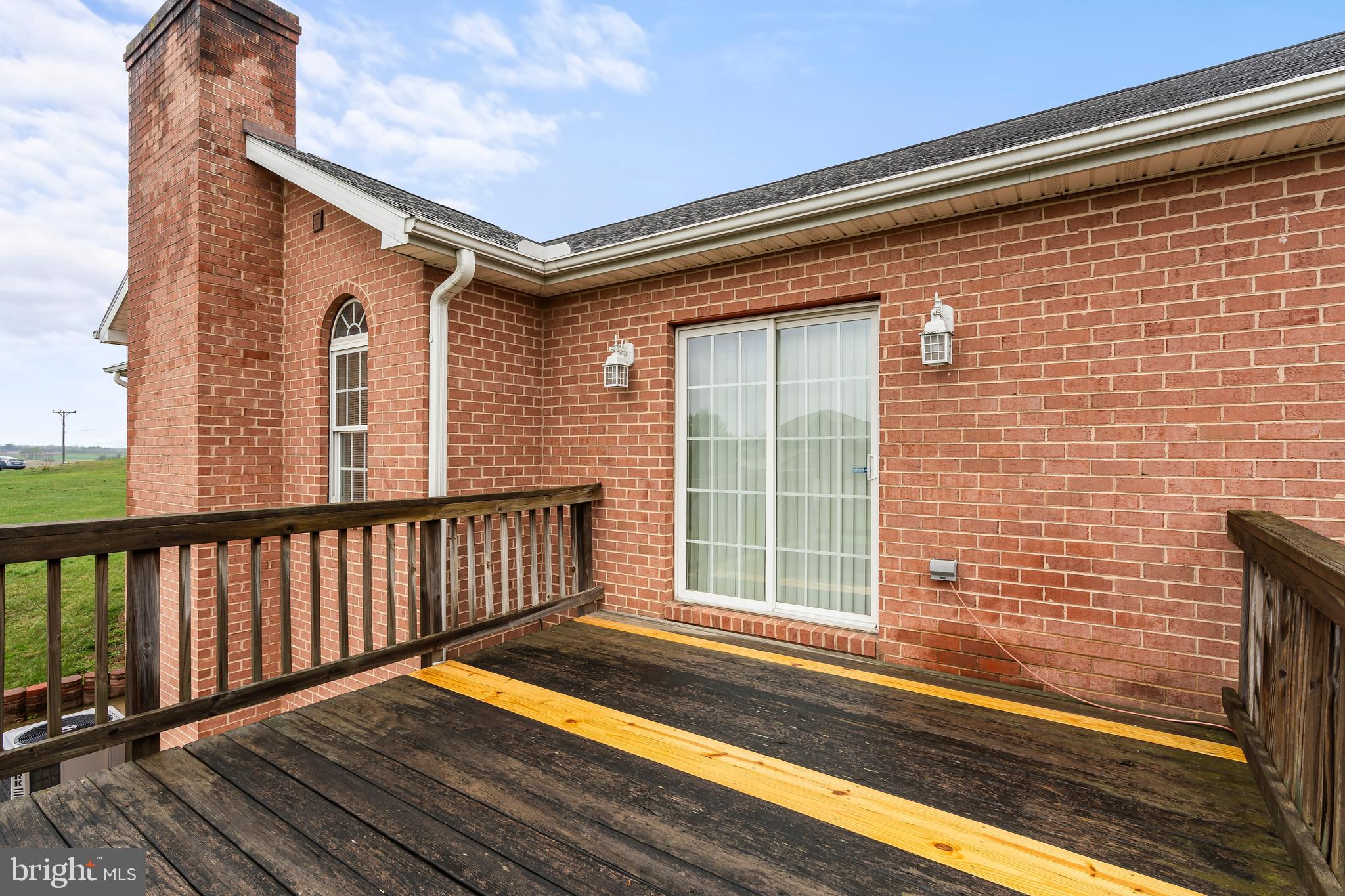 ARCADIAN TRIANGLE - Residential