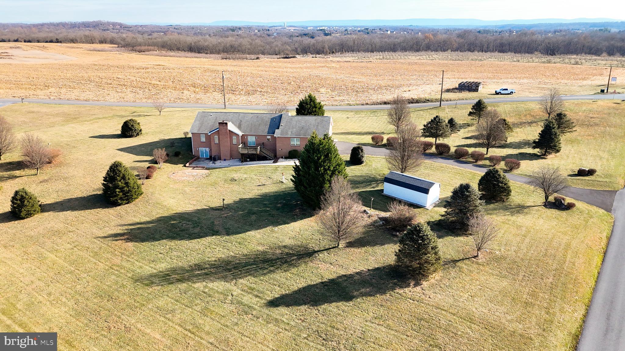 ARCADIAN TRIANGLE - Residential