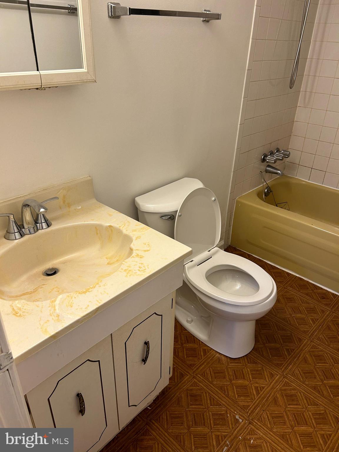 BIRCHWOOD CITY - Residential