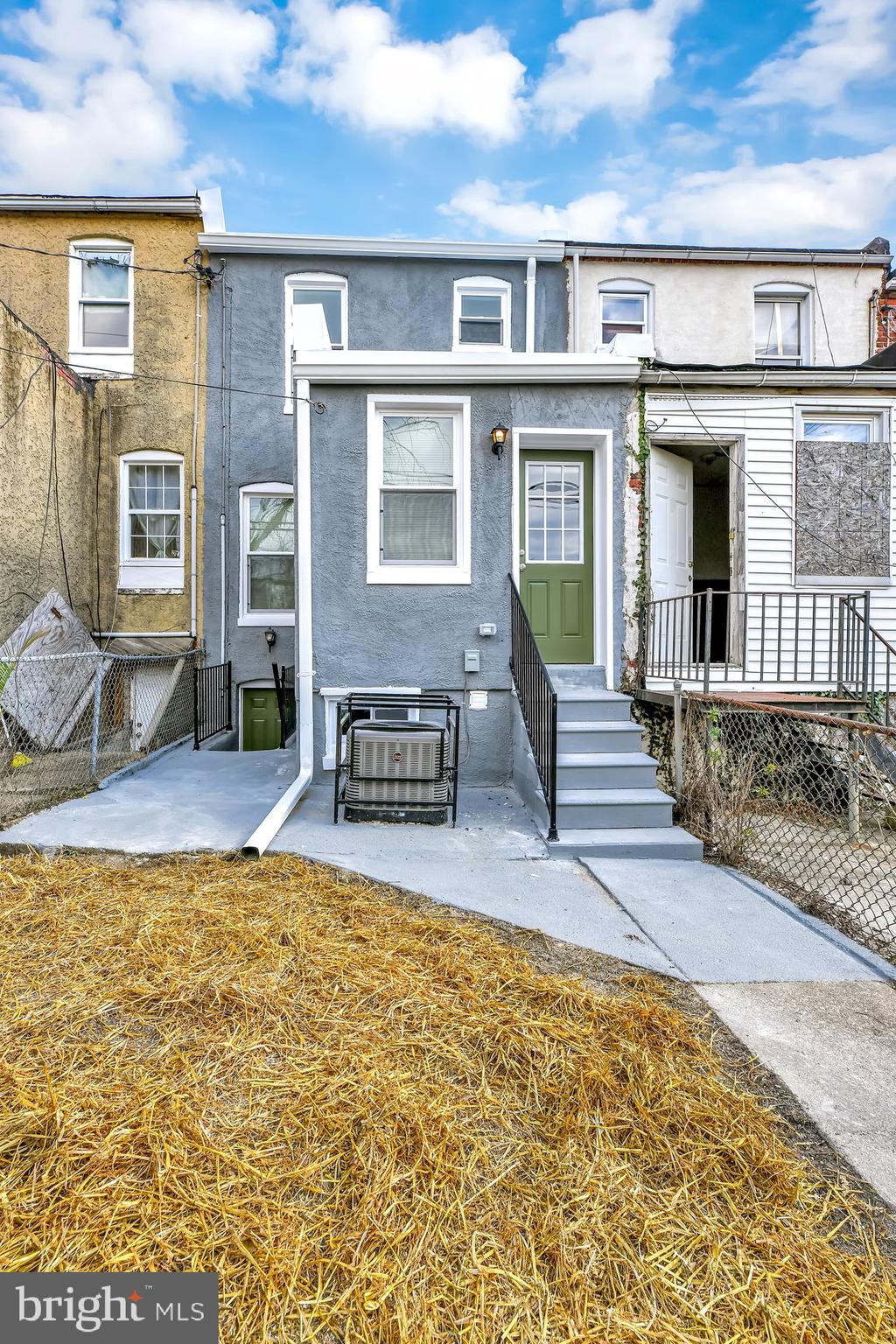 SAINT JOSEPHS - Residential