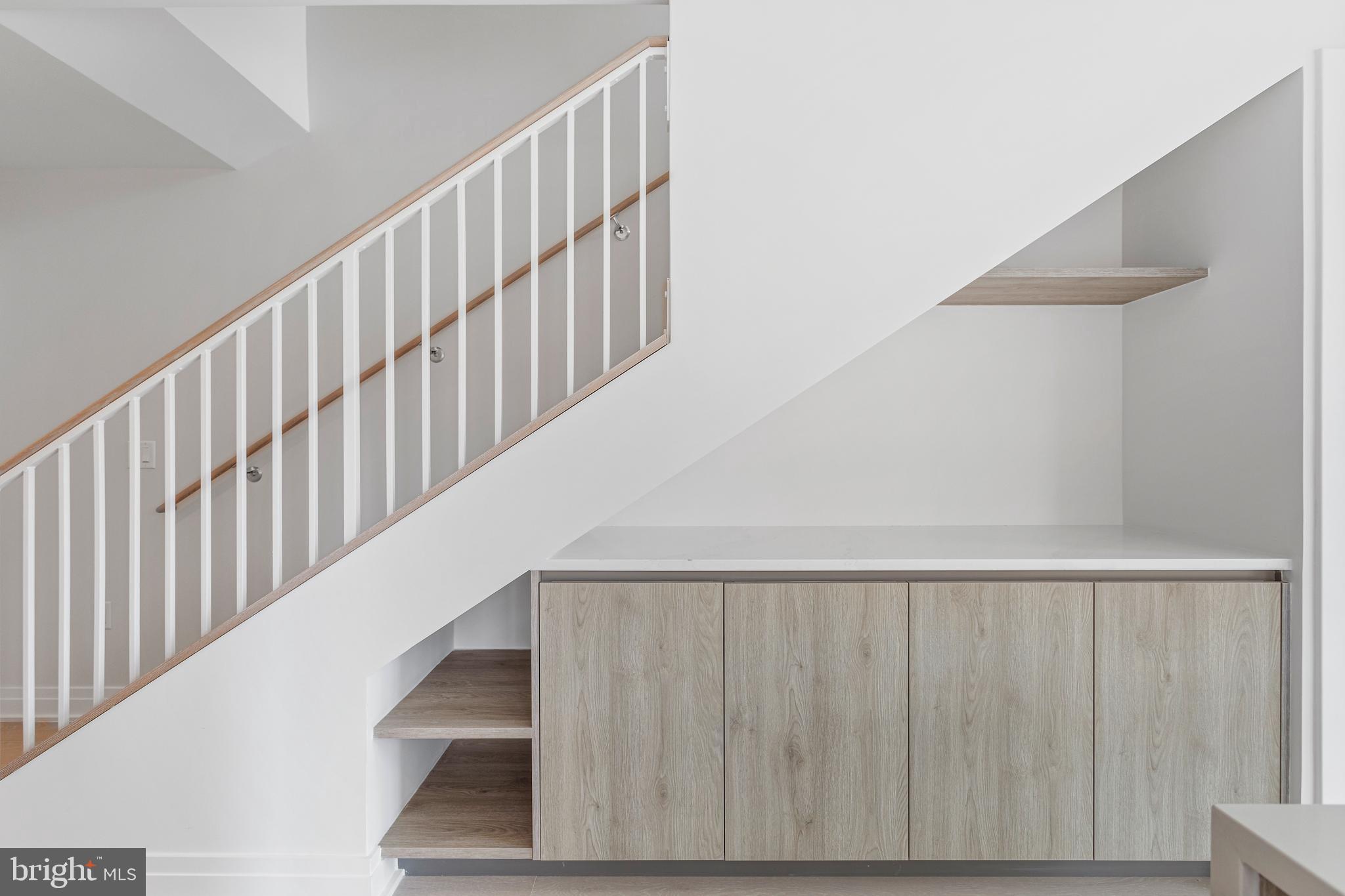 OLD TOWN ALEXANDRIA - Residential