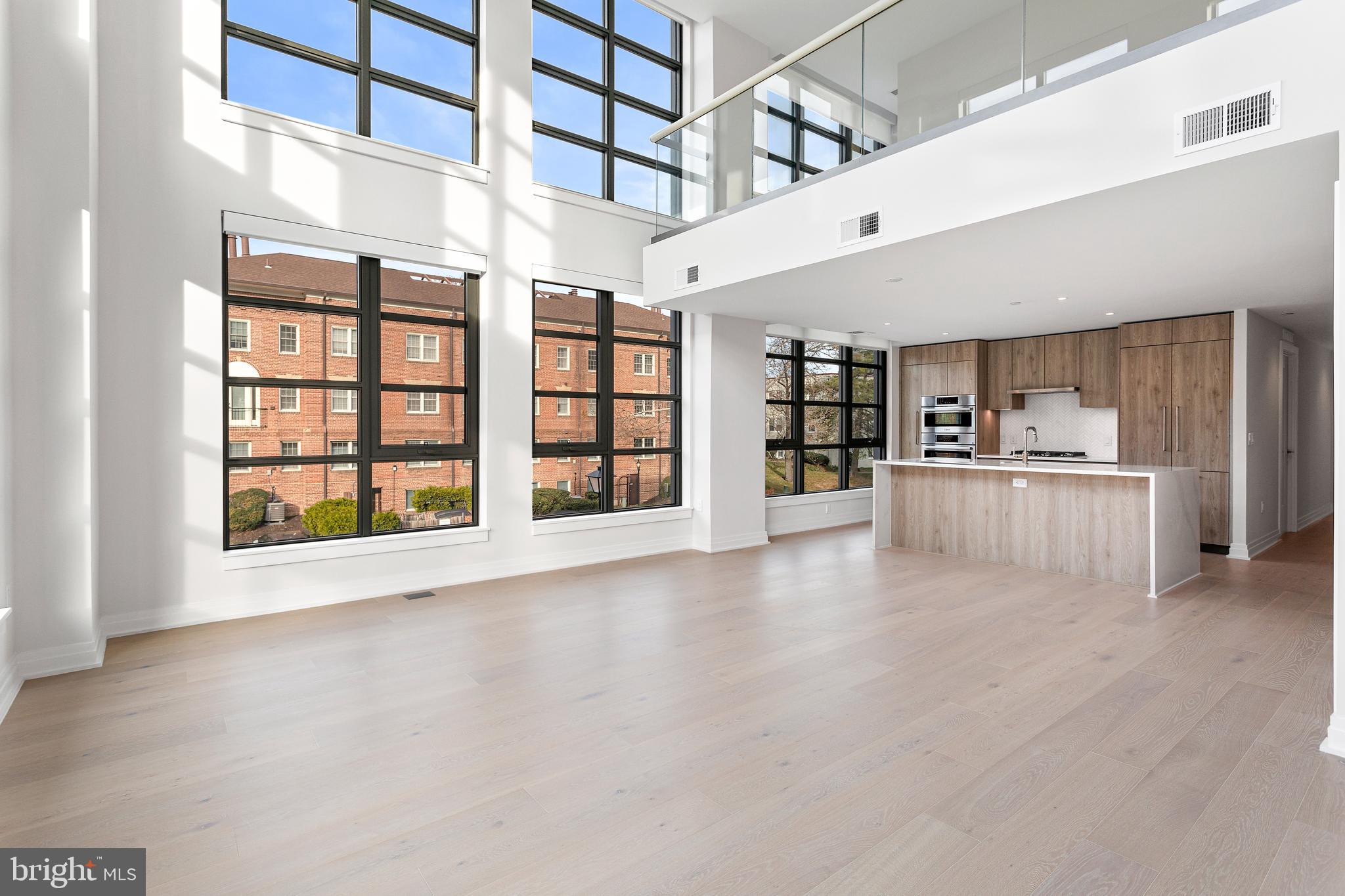 OLD TOWN ALEXANDRIA - Residential