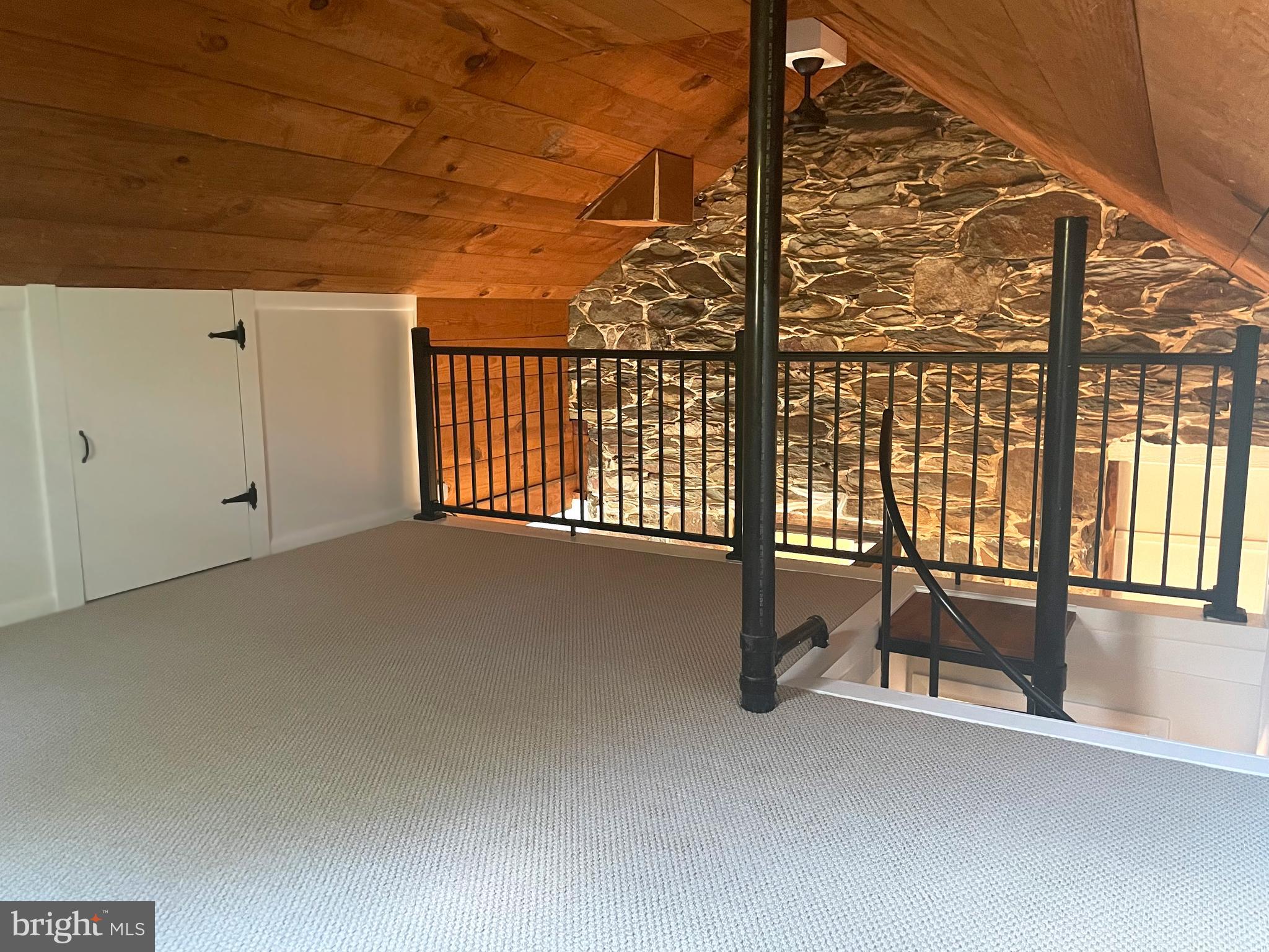 SILCOTT SPRINGS - Residential Lease