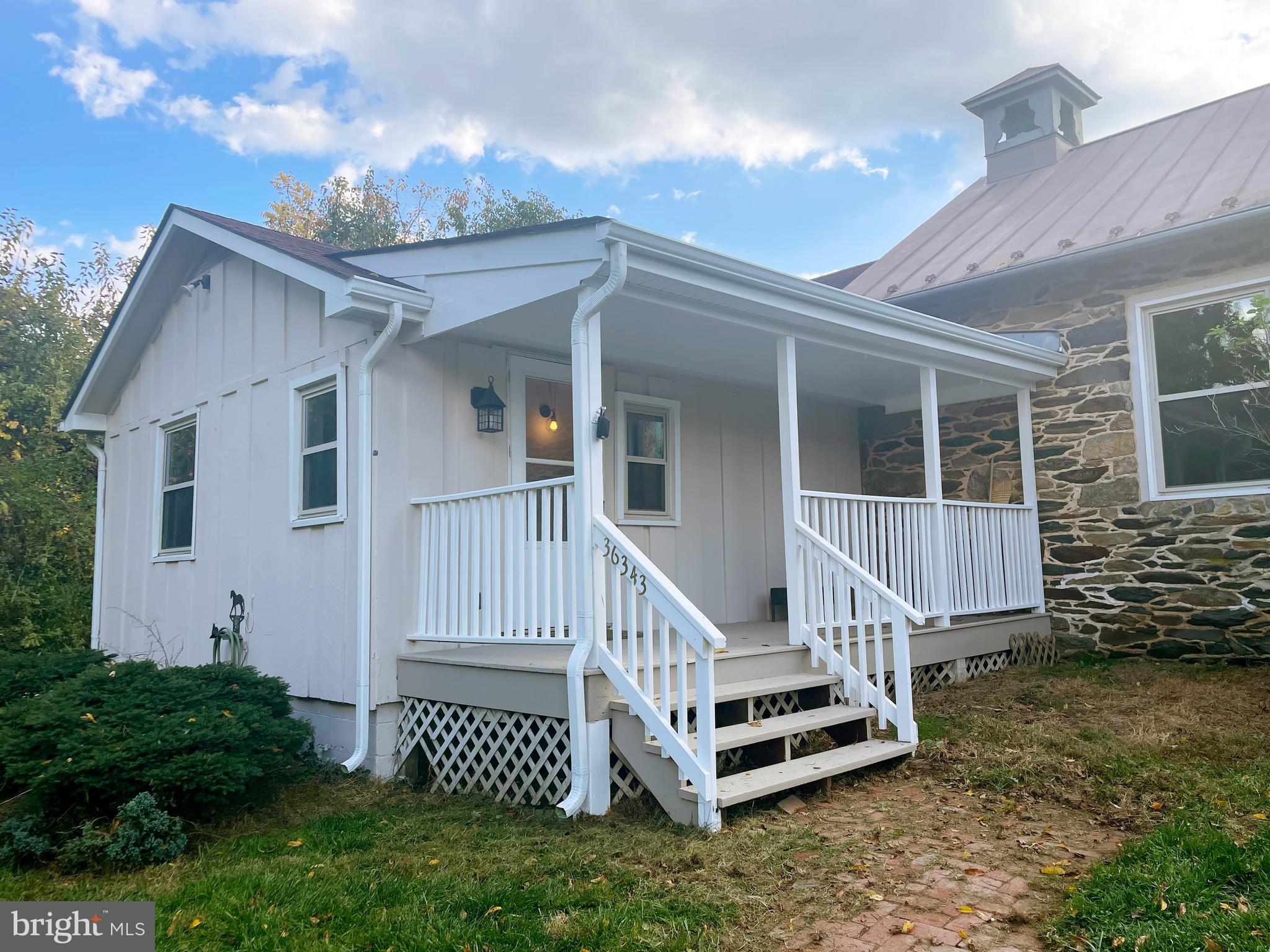 SILCOTT SPRINGS - Residential Lease