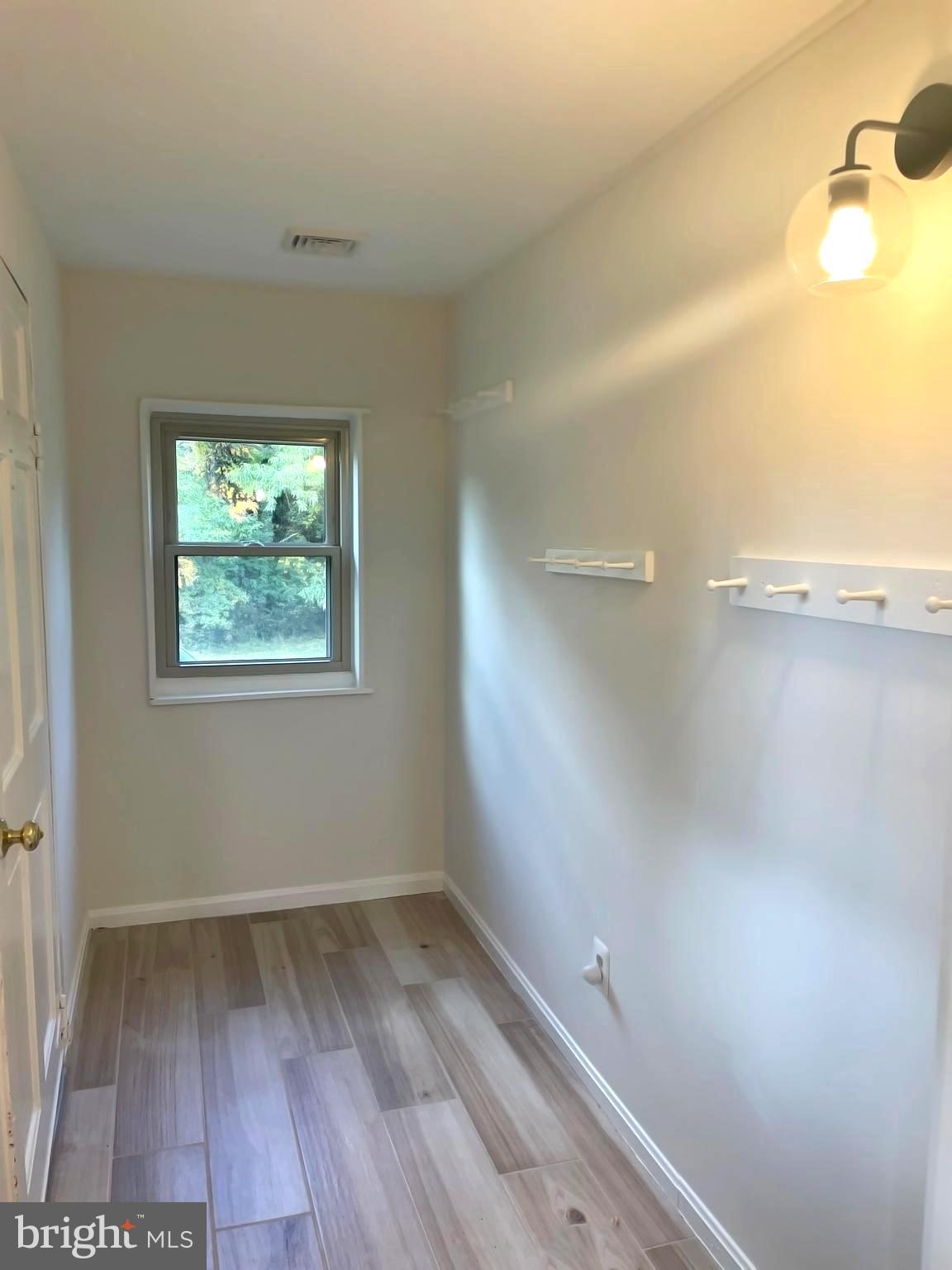 SILCOTT SPRINGS - Residential Lease