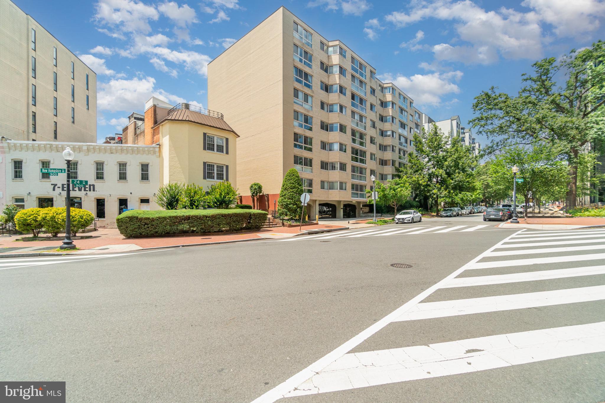 FOGGY BOTTOM - Residential
