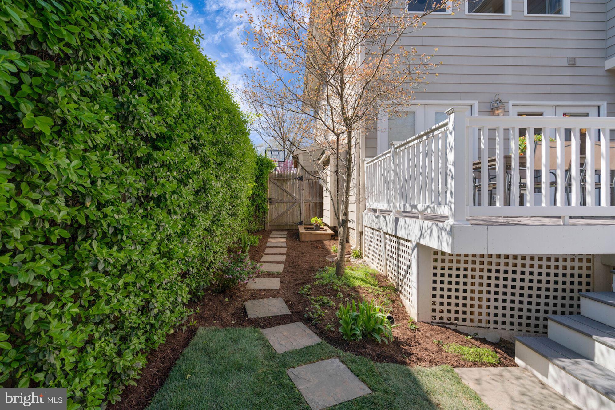 NORTH BETHESDA GROVE - Residential