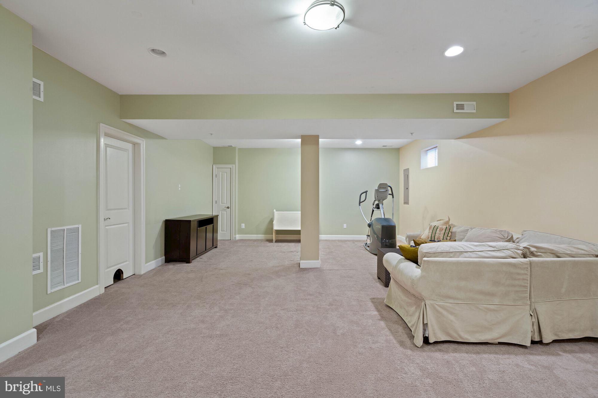 NORTH BETHESDA GROVE - Residential