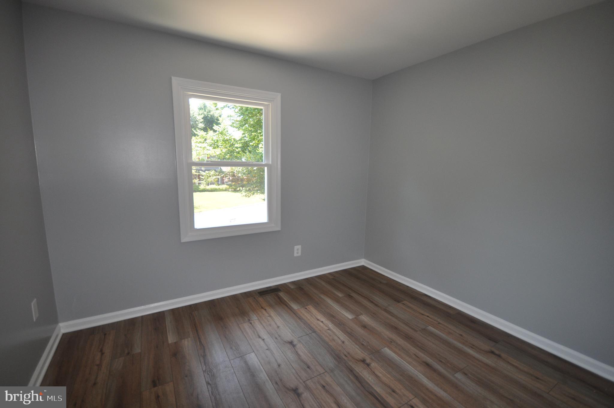 BROADVIEW - Residential Lease