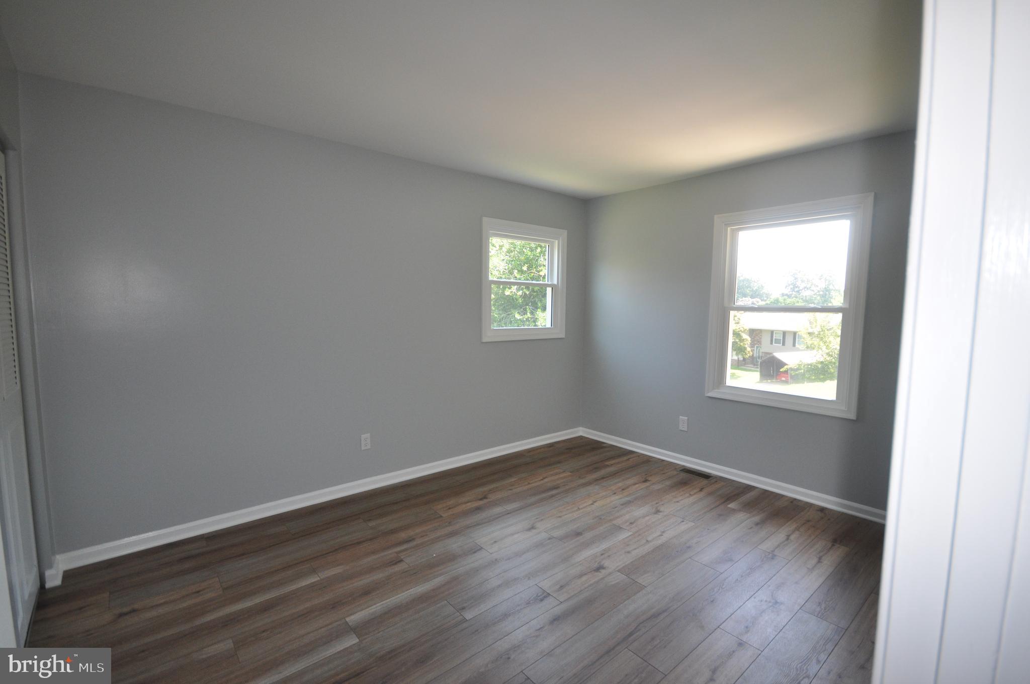 BROADVIEW - Residential Lease